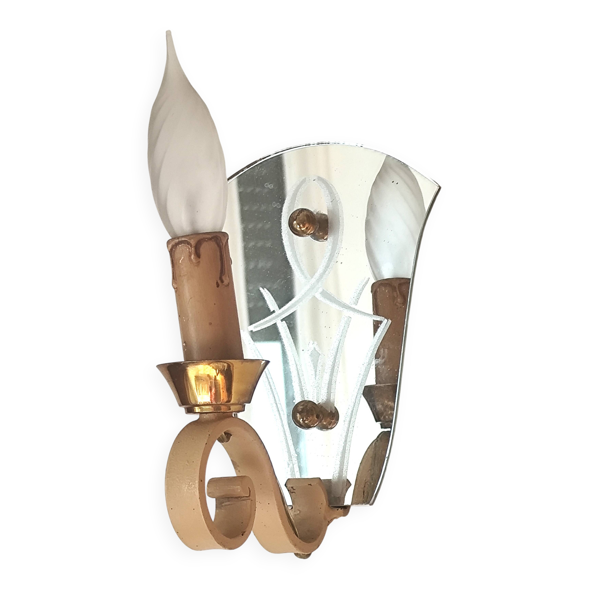 Single-light wall sconce in brass and metal with engraved mirror plate - 1950s