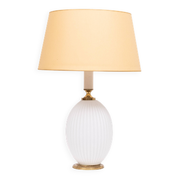 Lampe de table nervurée Philips Milk Glass design Louis Kalff années 1950