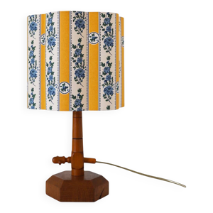 Lampe à poser pied en