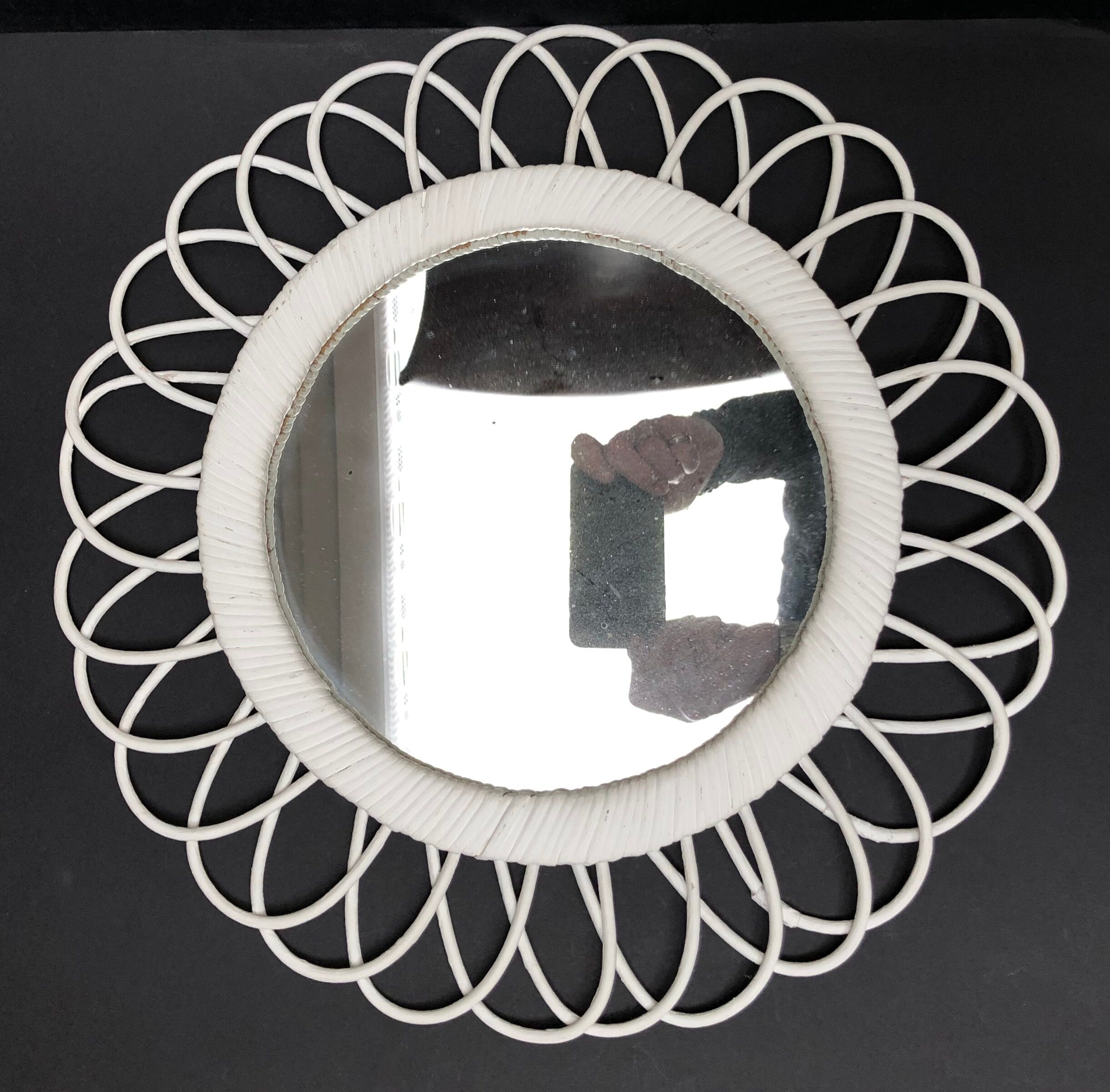 Rattan mirror 41 cm in diameter