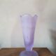 Vase cornet en verre poli