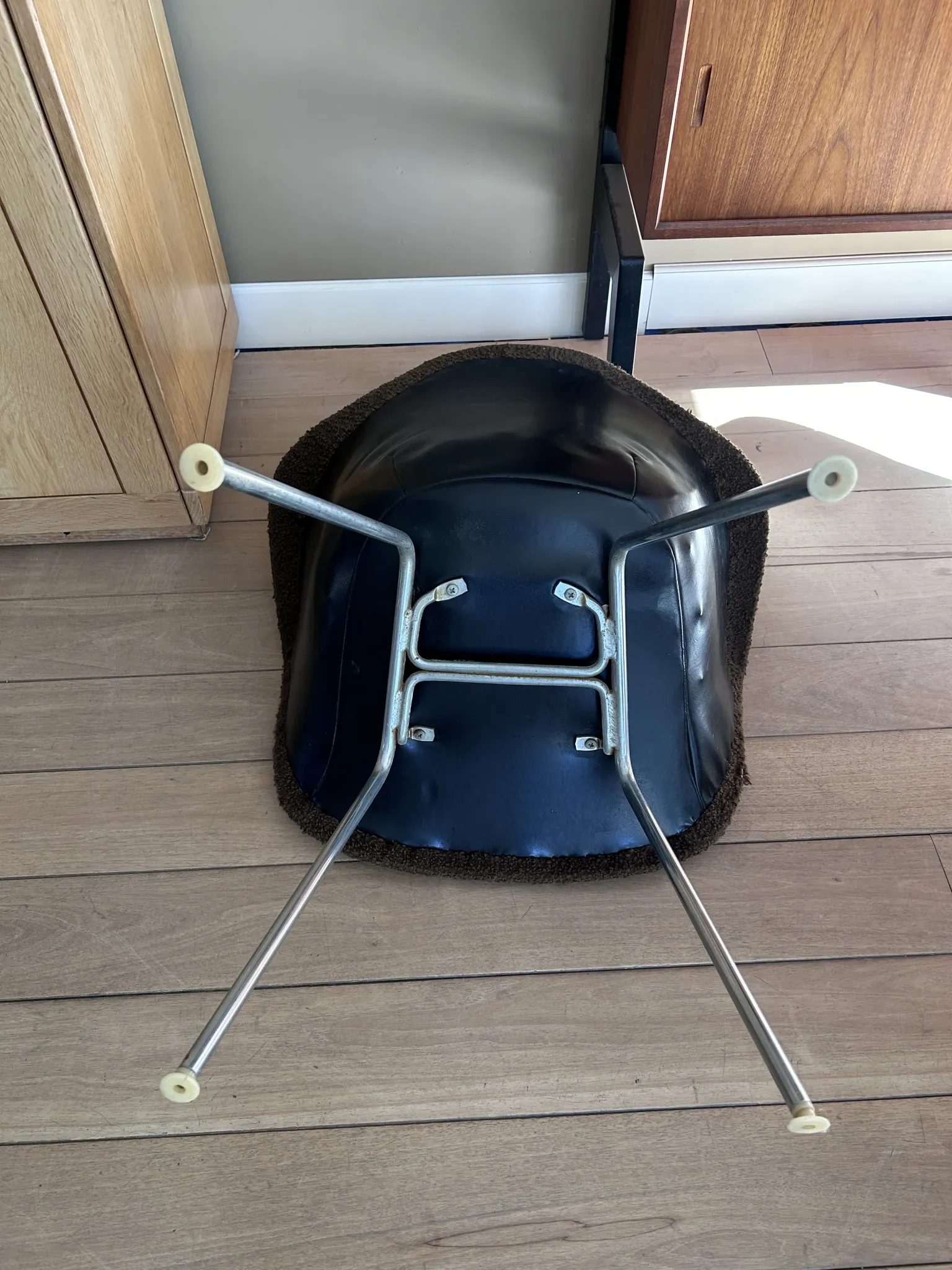 Vintage Herman Miller lounge chair