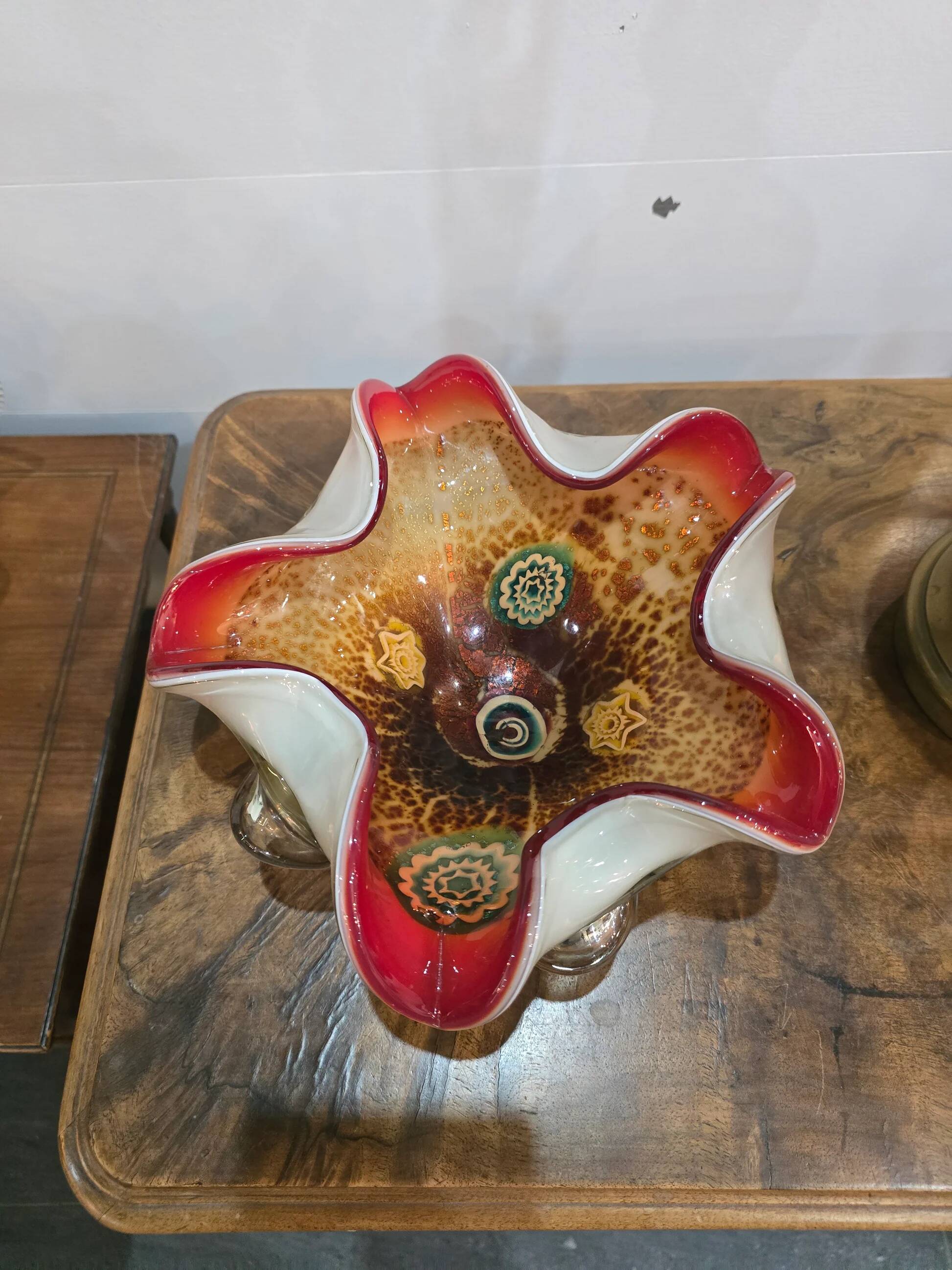 Murano glass bowl – Millefiori & red rim – 26 cm