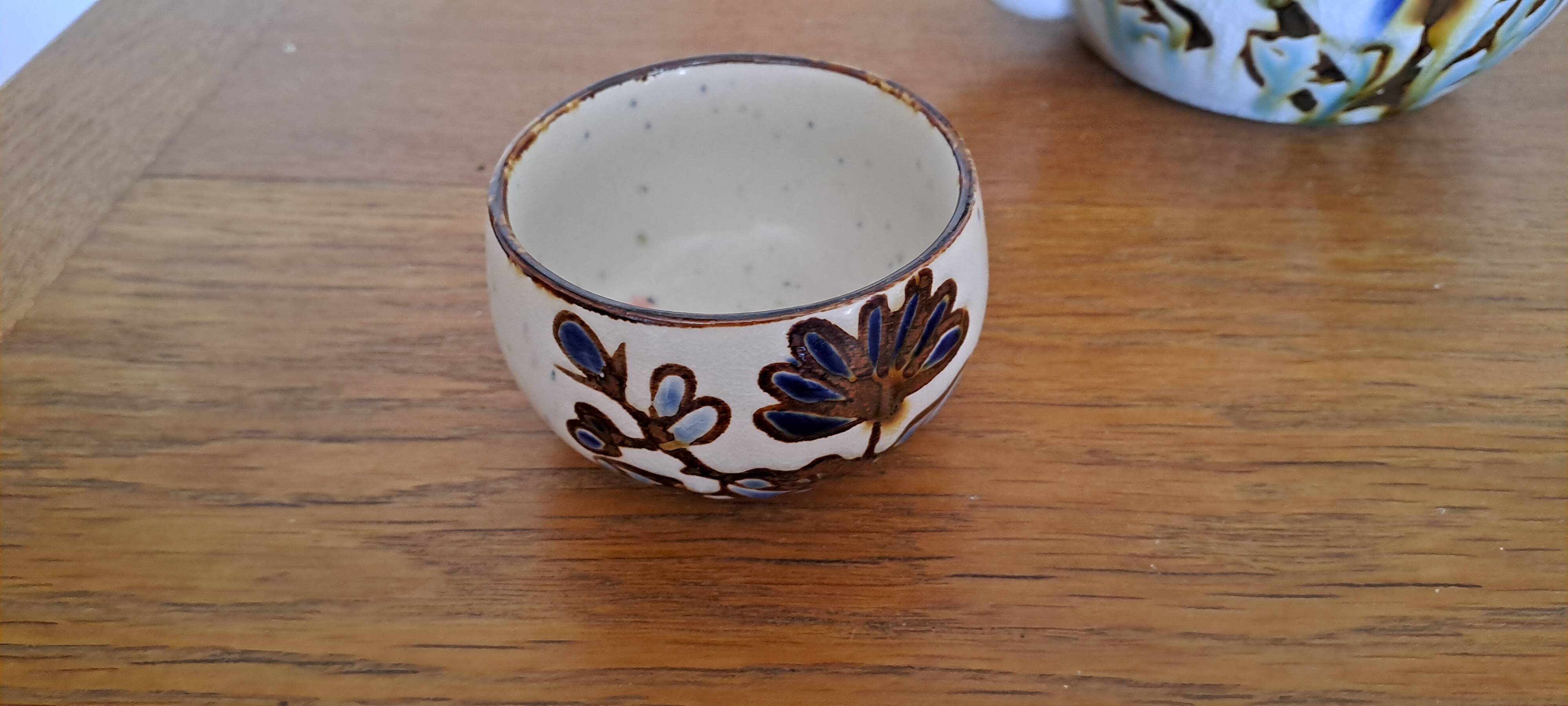 Artisanal tea service