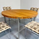 Naver Nissen and Gehl Scandinavian design round table with metal legs and wooden top