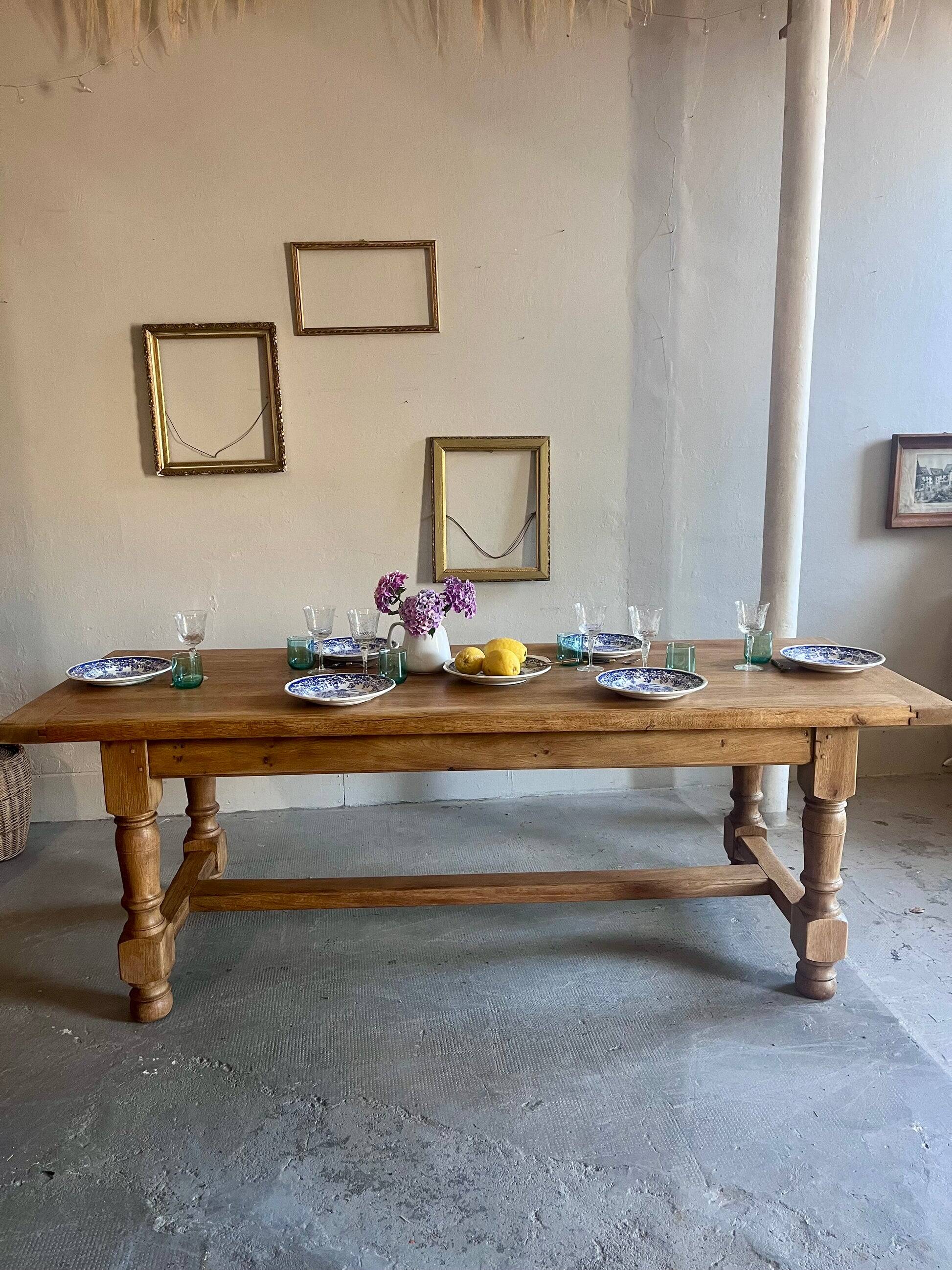 Table de ferme ancienne en bois massif