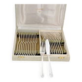 Christofle Dax, 12 fish cutlery sets, 24 pieces in silver-plated metal, in perfect condition.