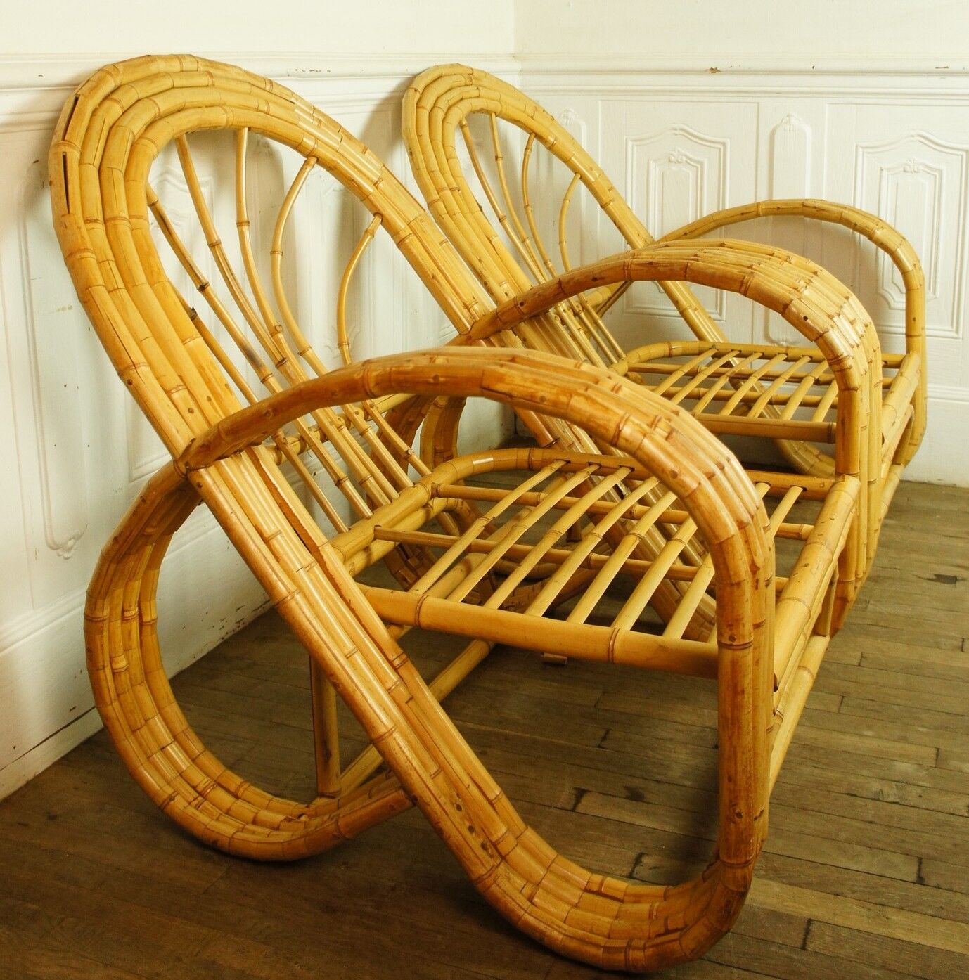 Paire de fauteuils lounge "Bretzel" de style art déco vers 1960