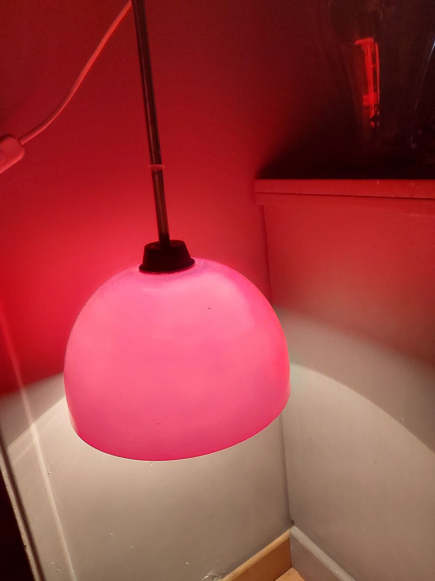 Vintage hanging lamp in red opaline of the 50/60