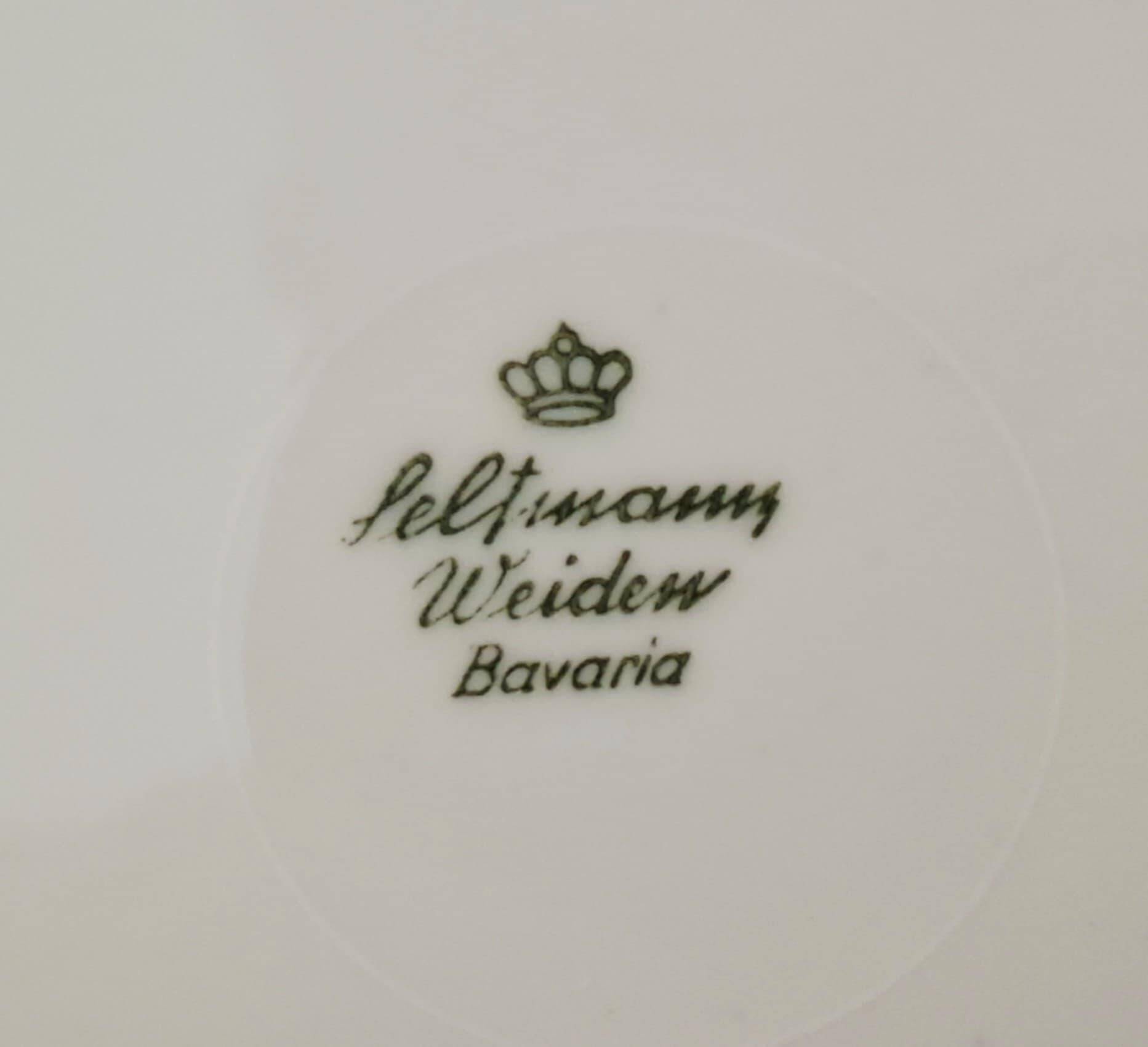 A Bavarian Porcelain Dessert Service