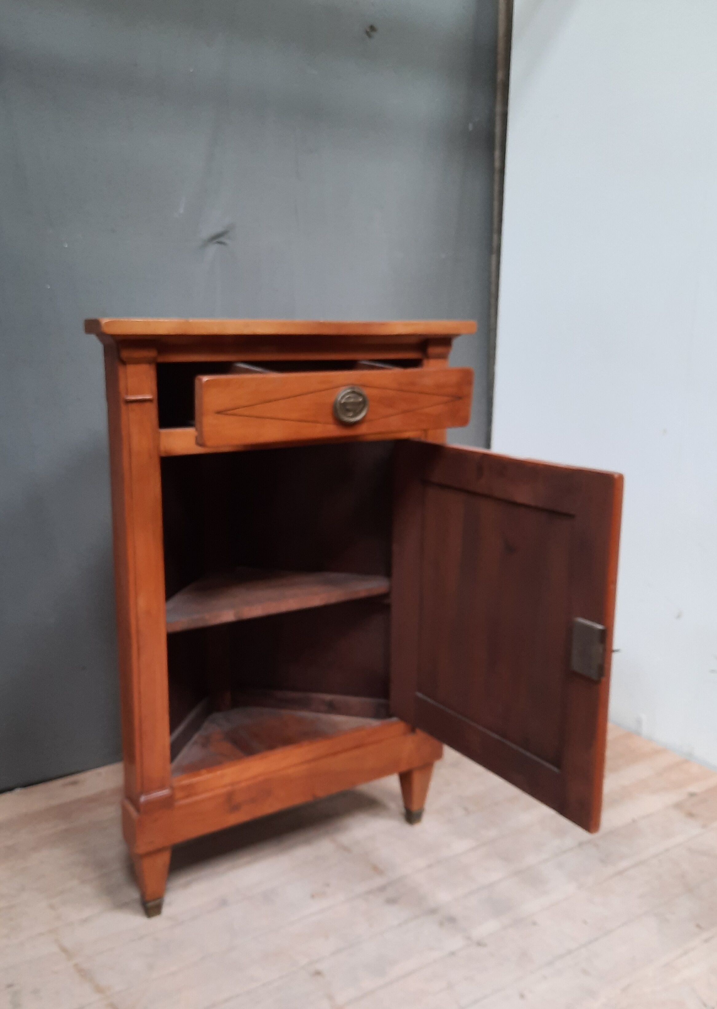 Cherry corner furniture