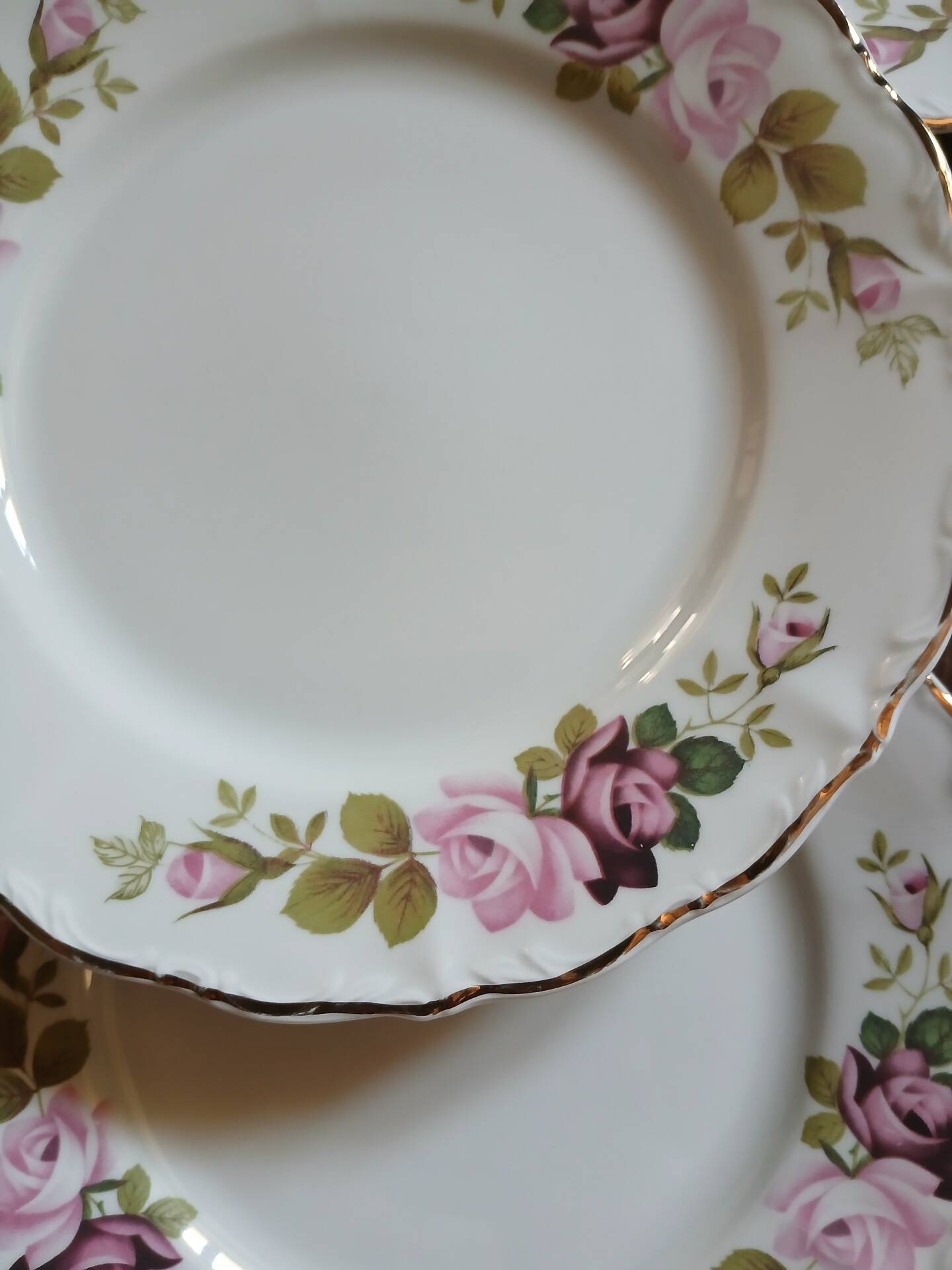 21 mismatched vintage dessert plates