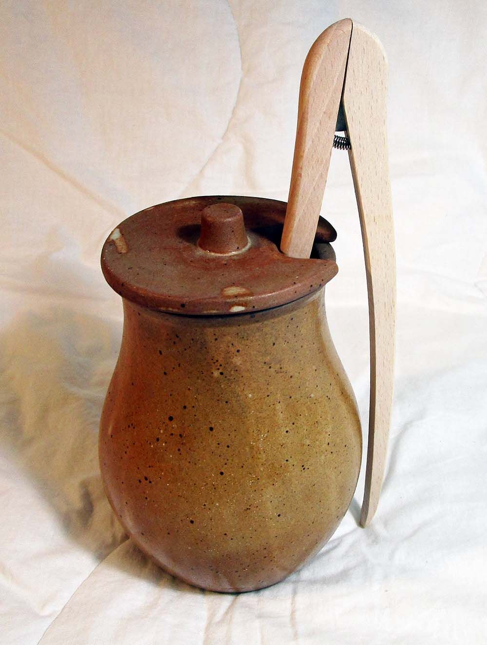 Sandstone pickle pot