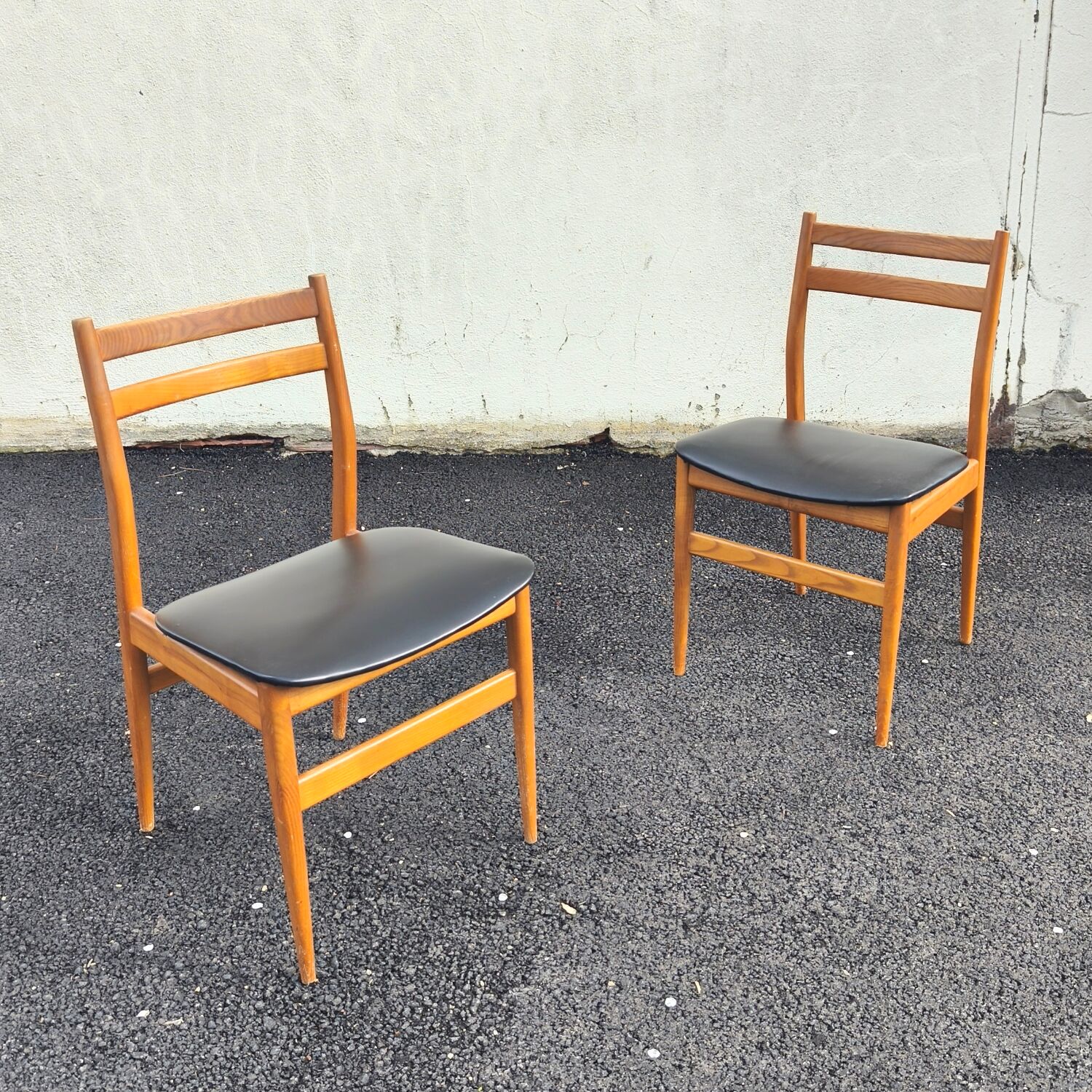 Pair of Scandinavian design chairs, 1960