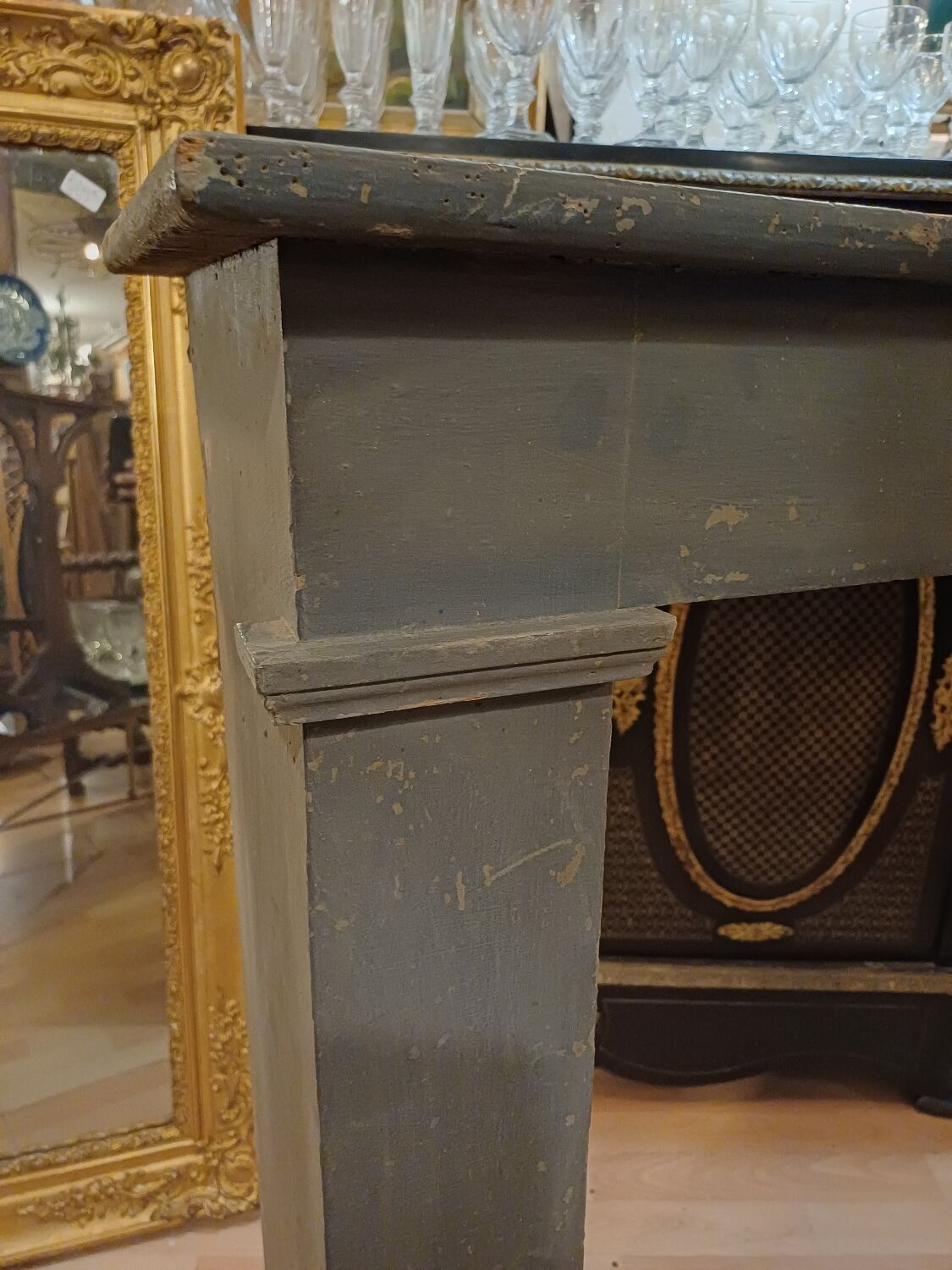 Decor, cheminée factice, console Bois peint époque 19 eme