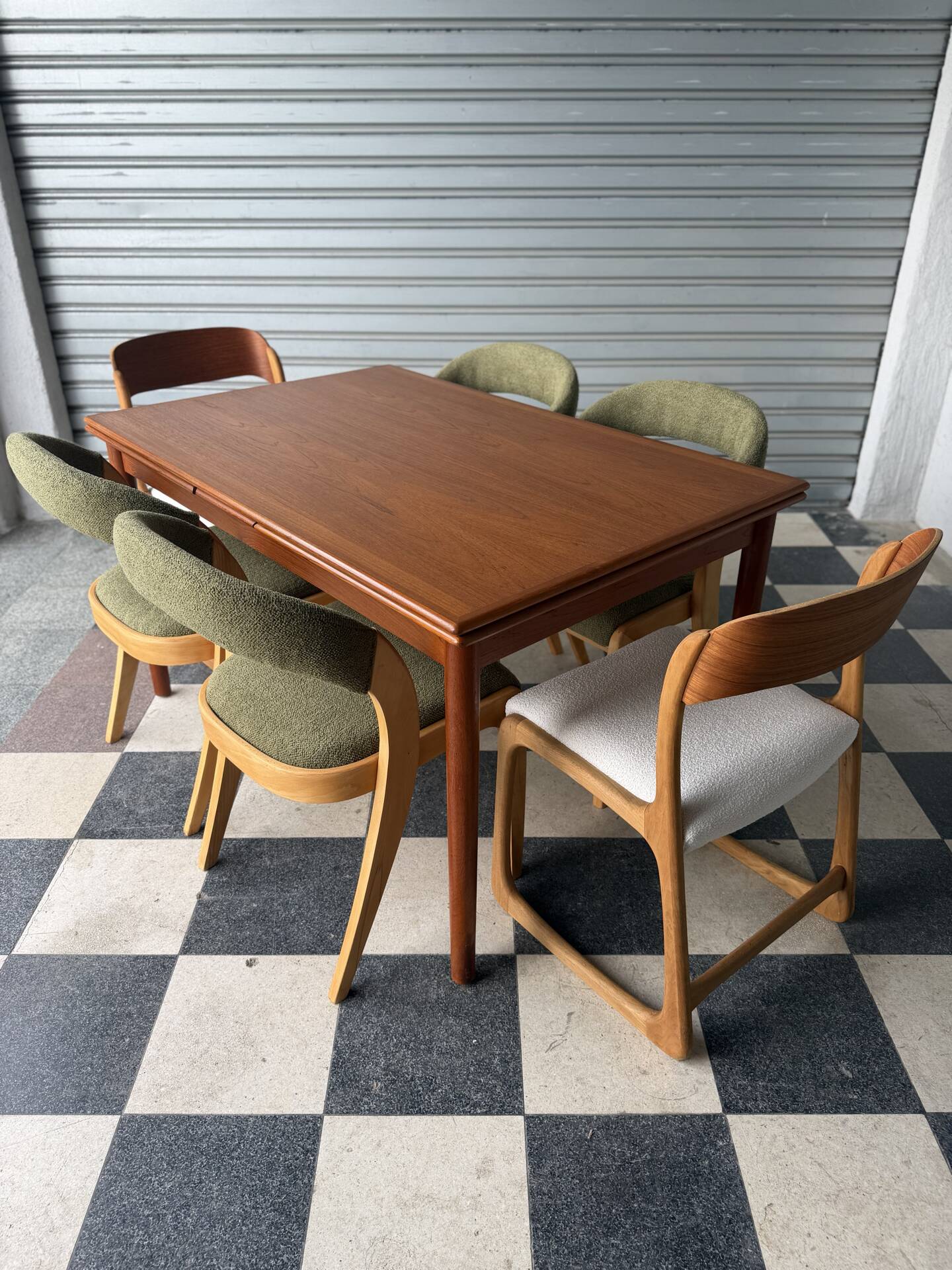 Table danoise en teck