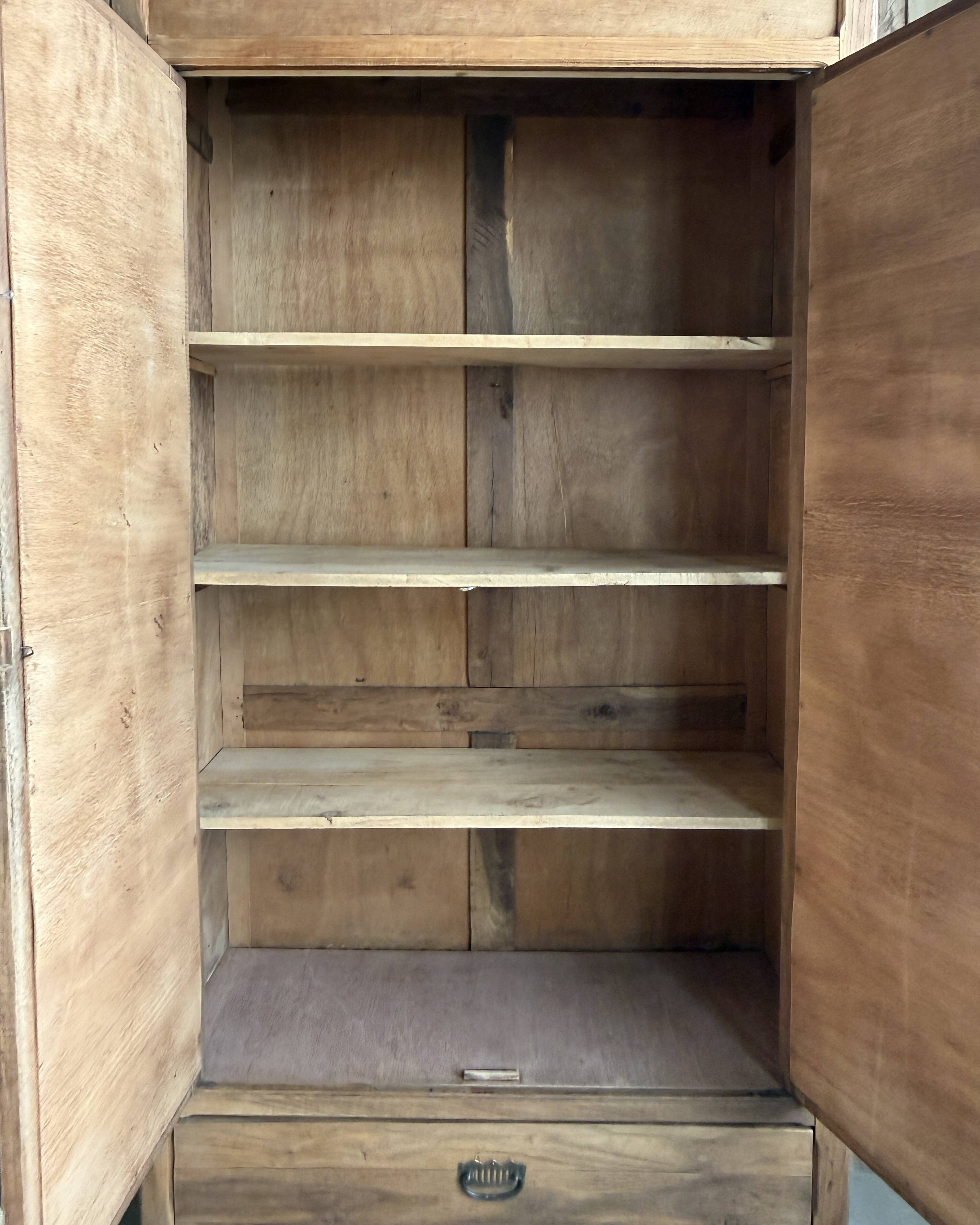 Parisian Art Deco oak wardrobe (renovated)