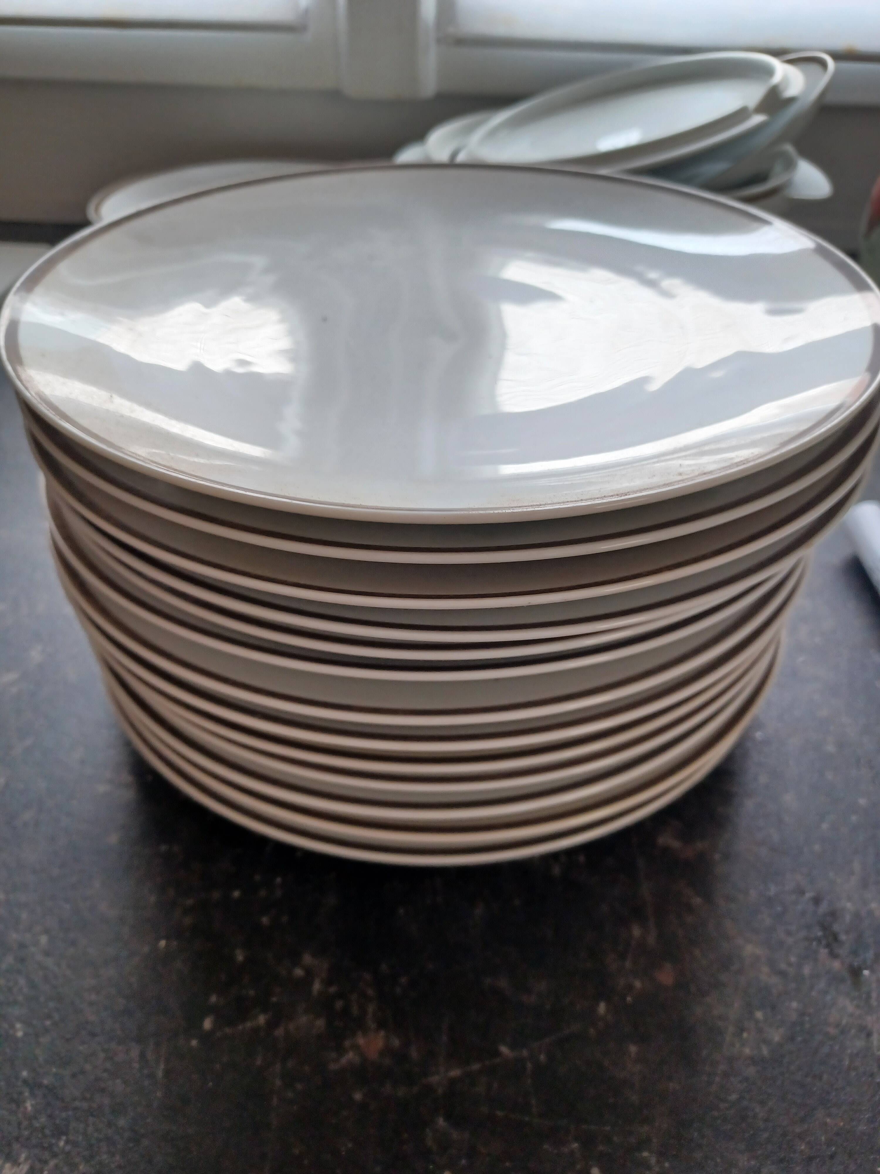 13 assiettes Thomas Germany