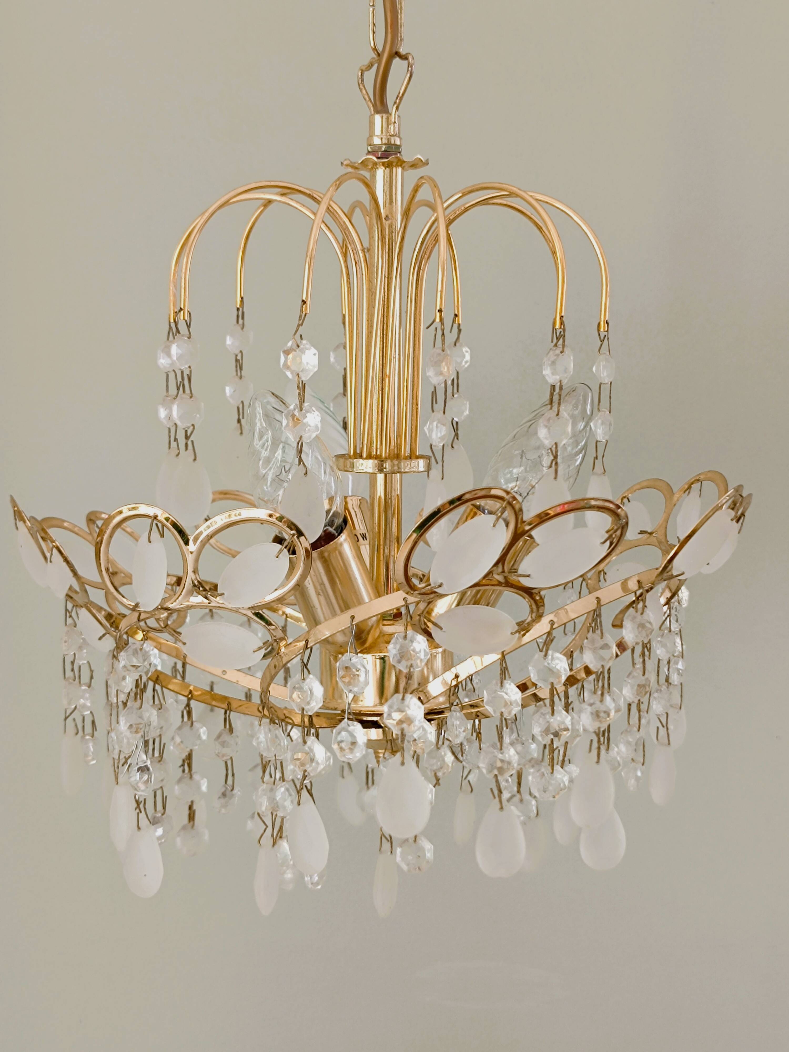 Baroque chandelier with tassels