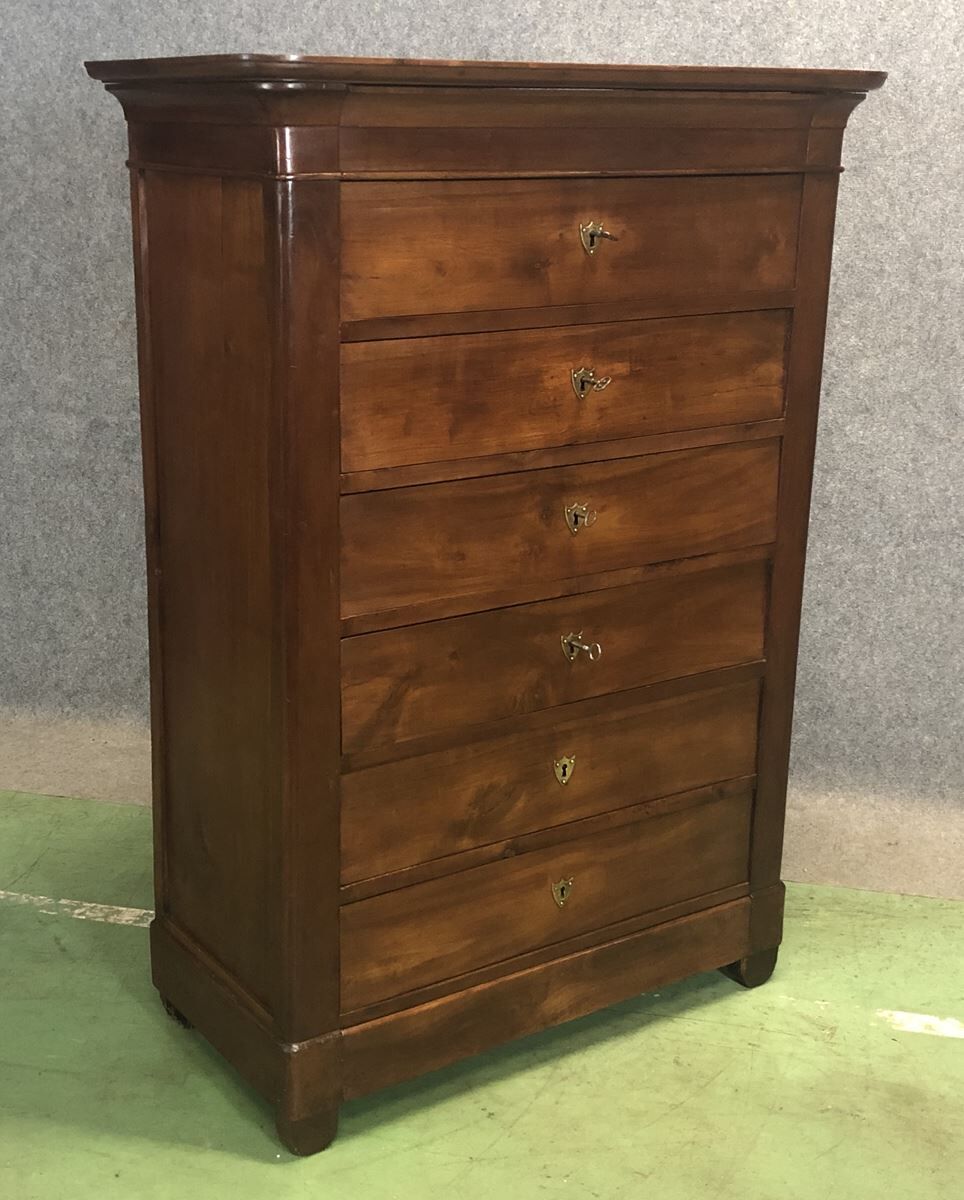 Cherry chiffonier 19th century