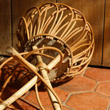Wicker plant stand
