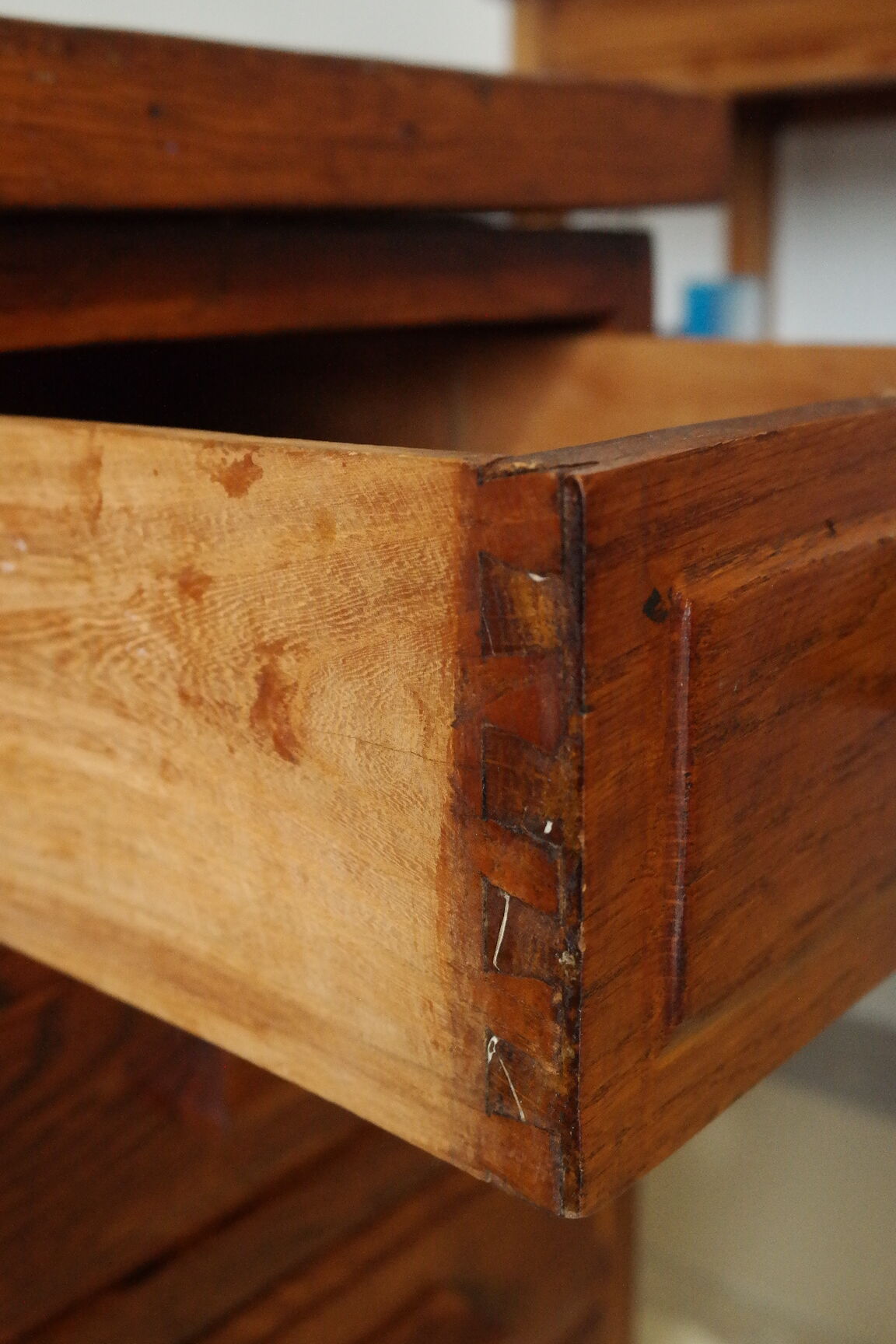 Bureau caisson d'atelier vintage en chêne
