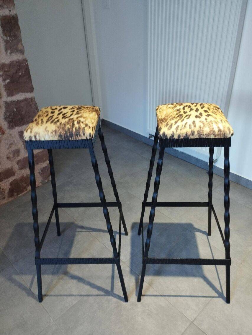 4 brutalist stools from the 1950s