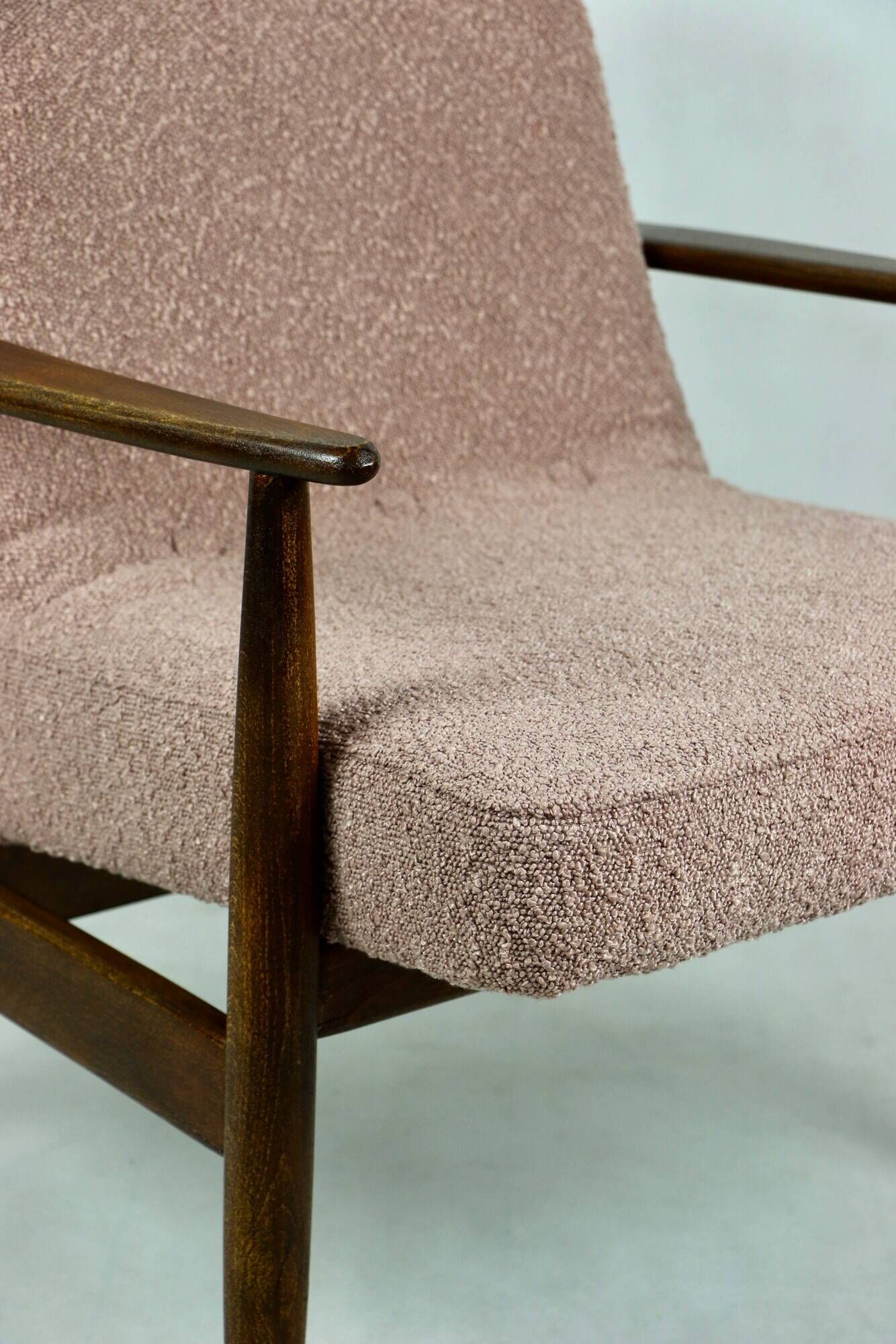 Pink Boucle GFM63 Lounge Chair by J. Kedziorek, 1970s