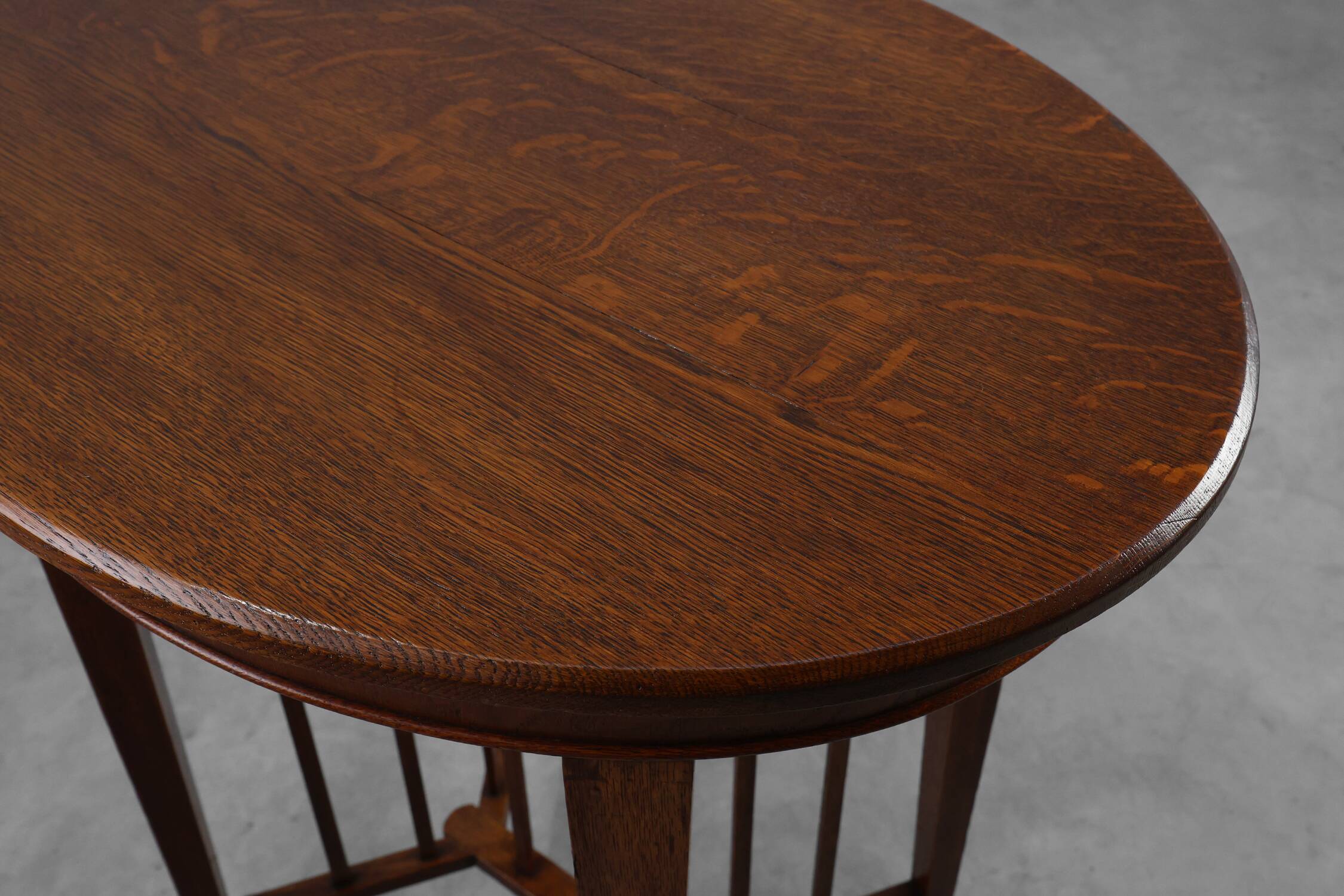 Arts and Crafts Oak Side Table, United Kingdom ca. 1900