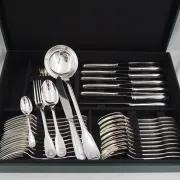 Christofle Vendôme Shell, cutlery set 49 pieces, silver-plated knives.