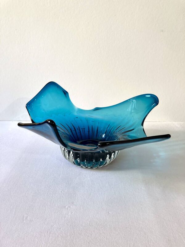 Grande coupe à fruits en verre soufflé bleu