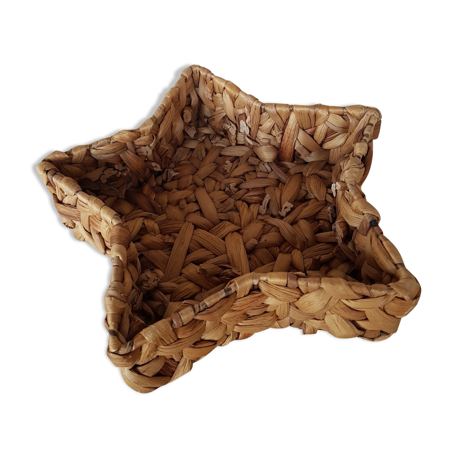 Empty pocket basket fruit basket banana leaves