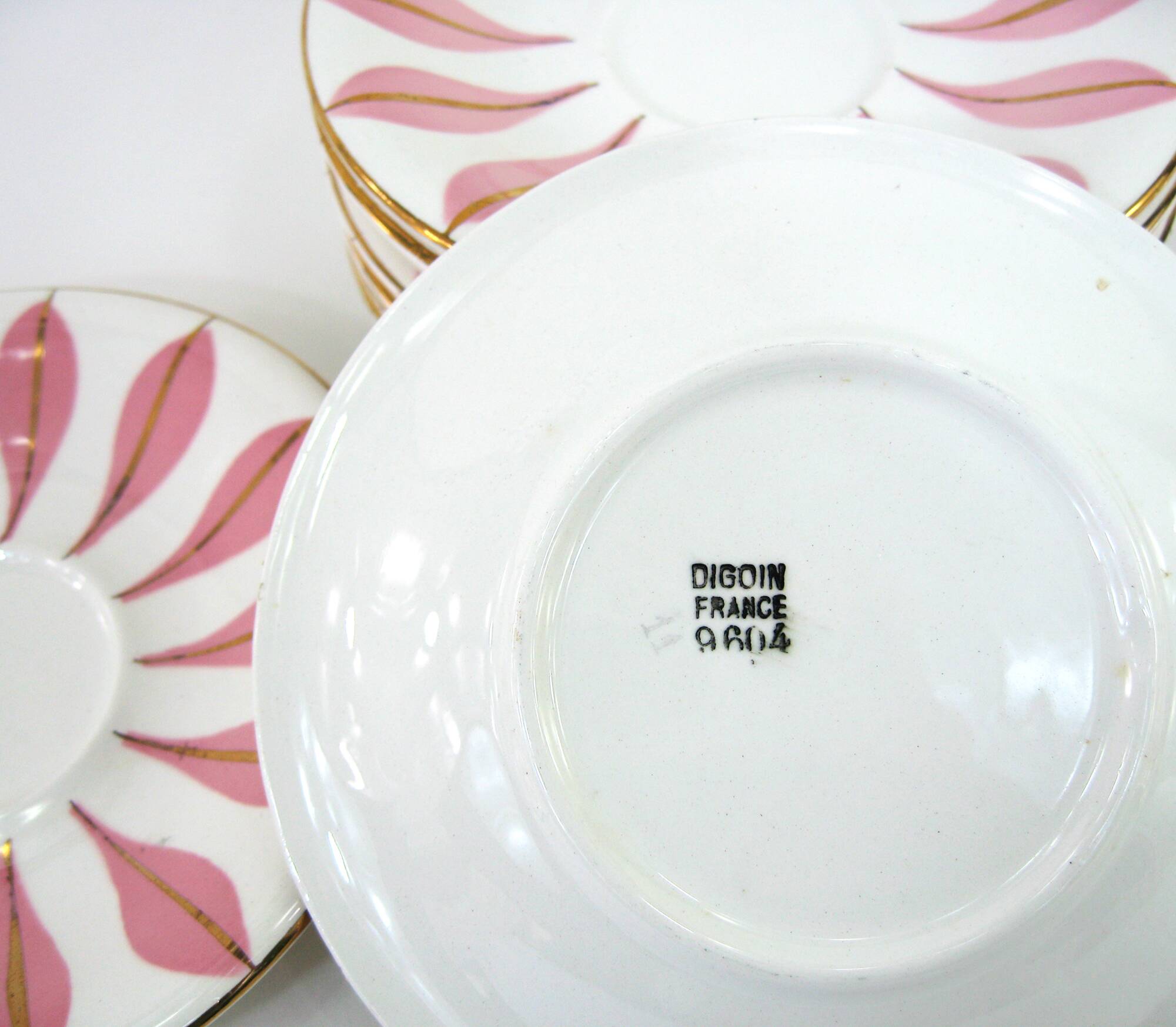 10 white ceramic coffee cups - Digoin 9604 France - vintage 50s