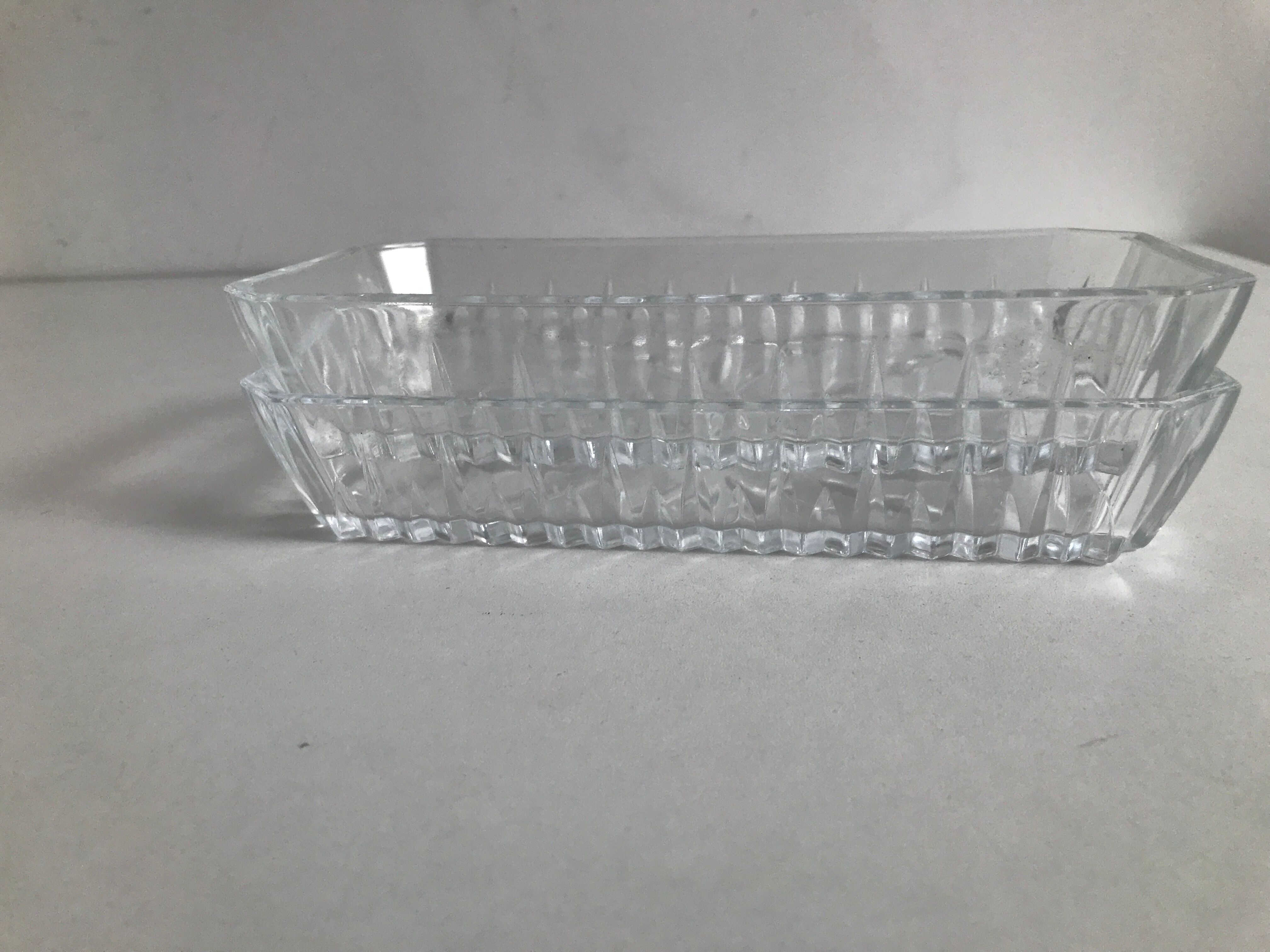 2 vintage glass aperitif cups