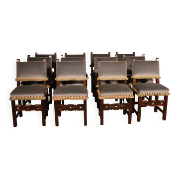 12 chaises espagnoles en hêtre