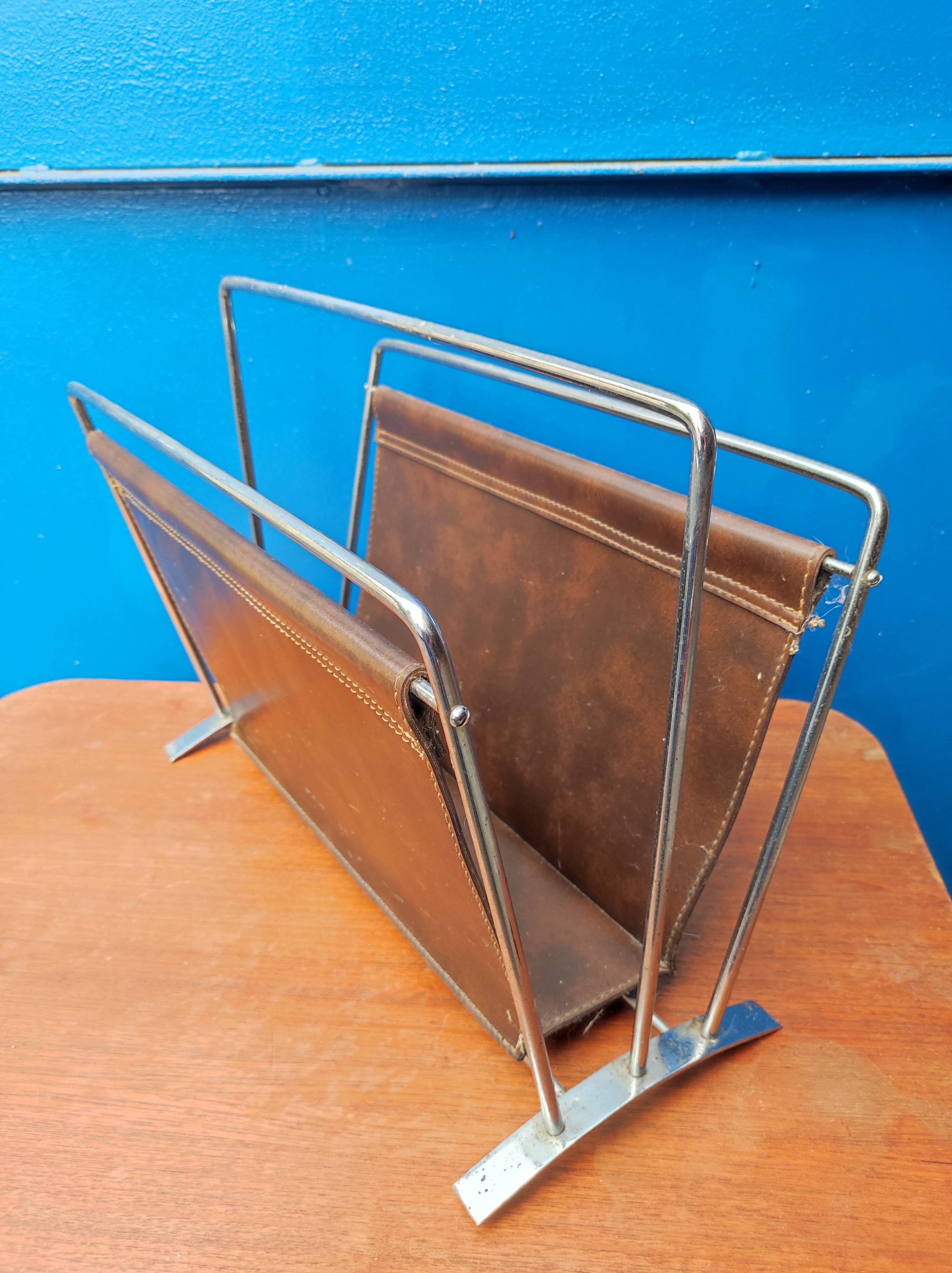 Magazine-holder chrome steel imitation leather stitched