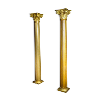 Colonnes colorées d’or classique de cru