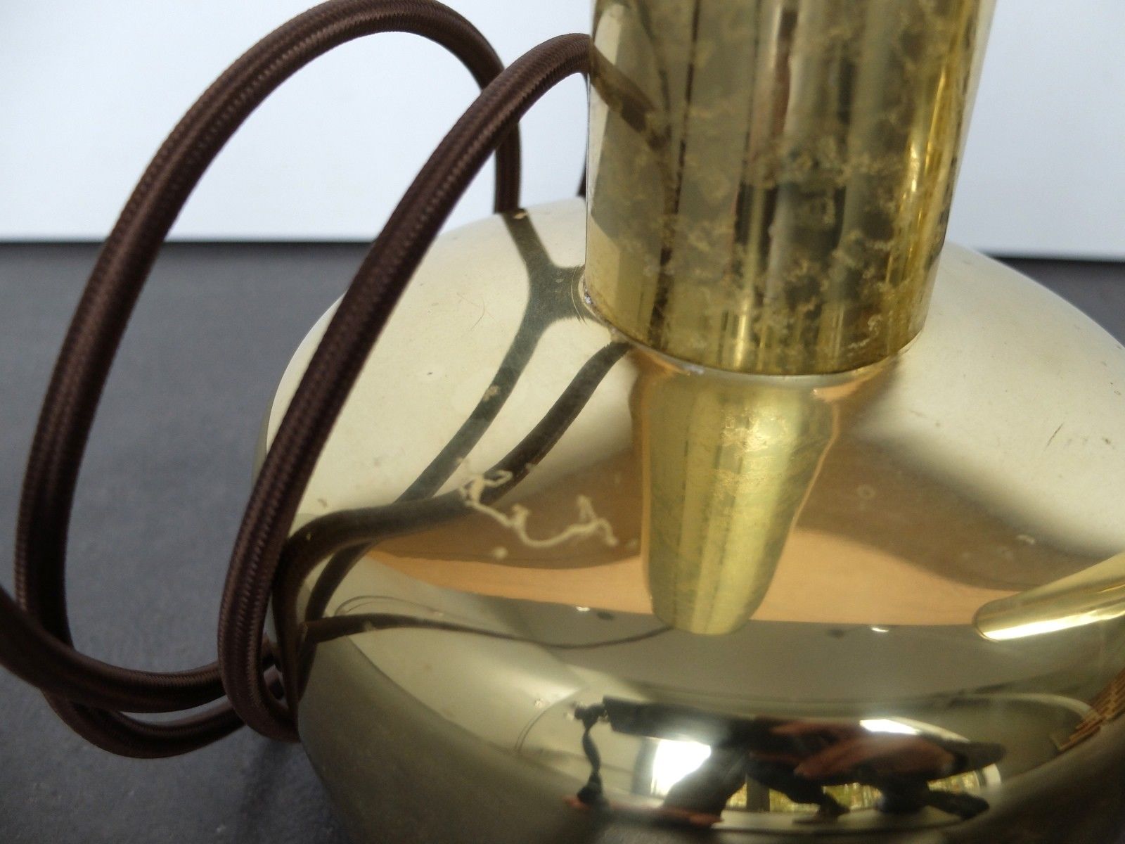 Pair of suspensions "Guldpendel" vintage brass by Vilhelm Lauritzen for Louis Poulsen