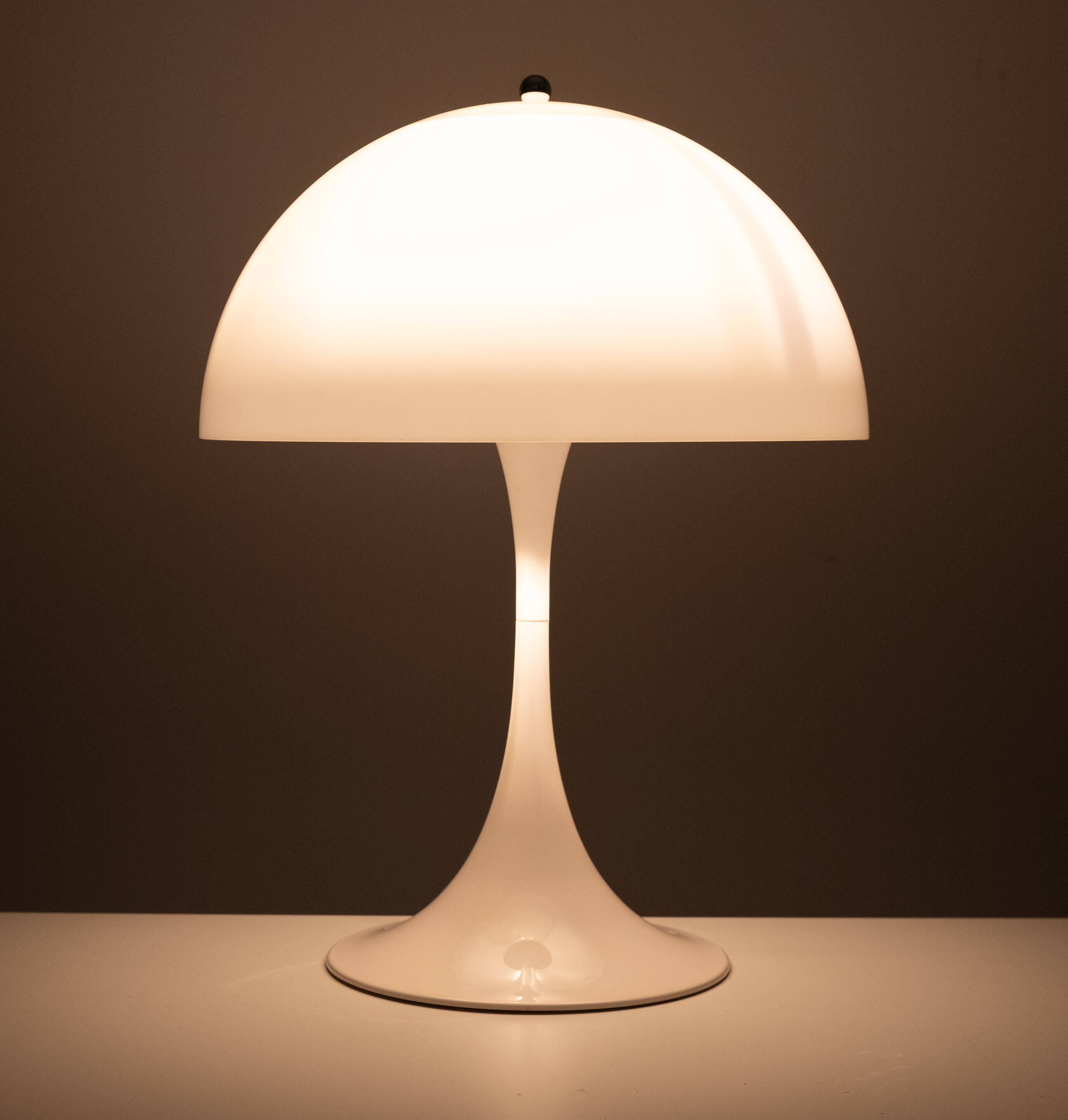 Iconic louis Poulsen Panthella Mushroom table lamp