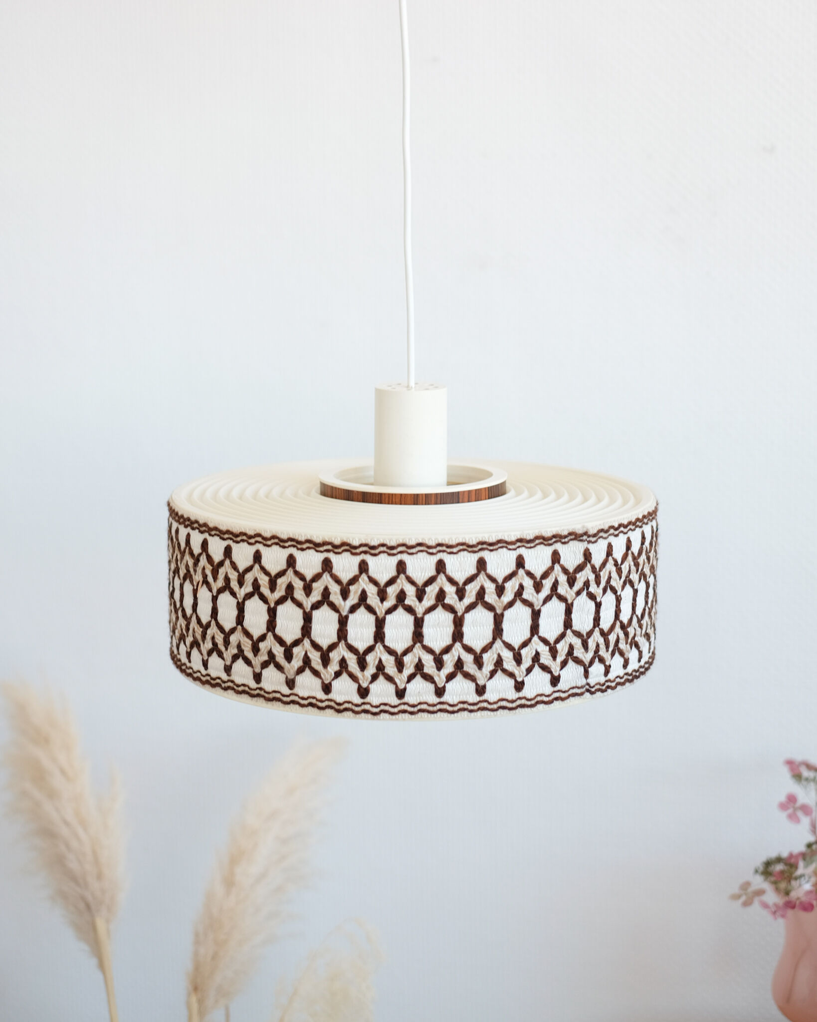 Vintage suspension in pvc, fabric and wool