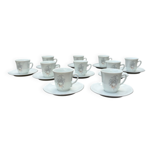 Lot de tasses et - porcelaine sologne