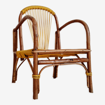 Children's chair bamboo and yellow scoubidou