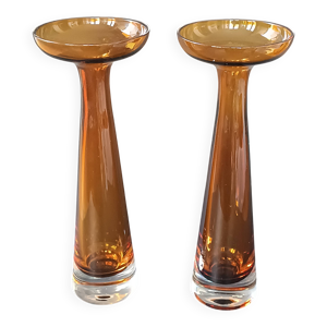 Deux bougeoirs en verre - double