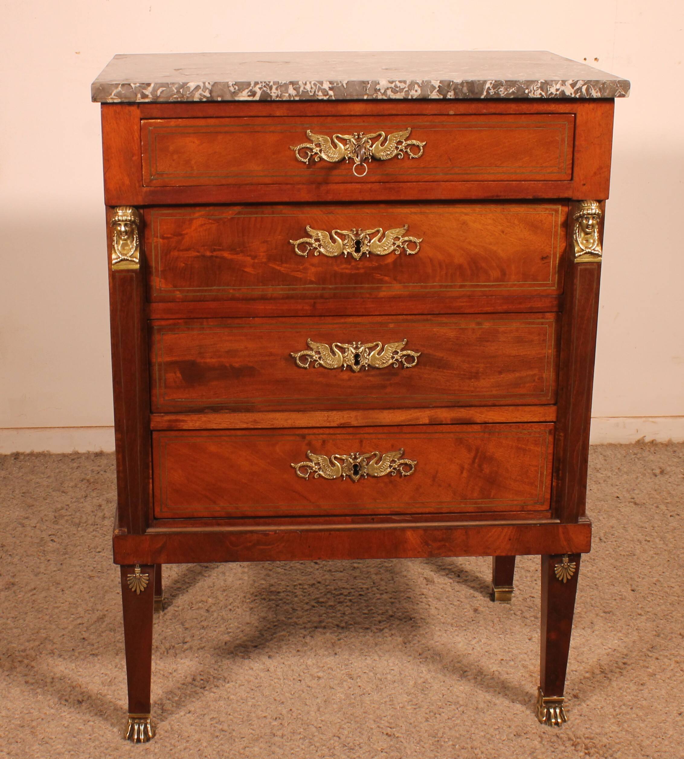 small jump commode in mahogany in Empire style