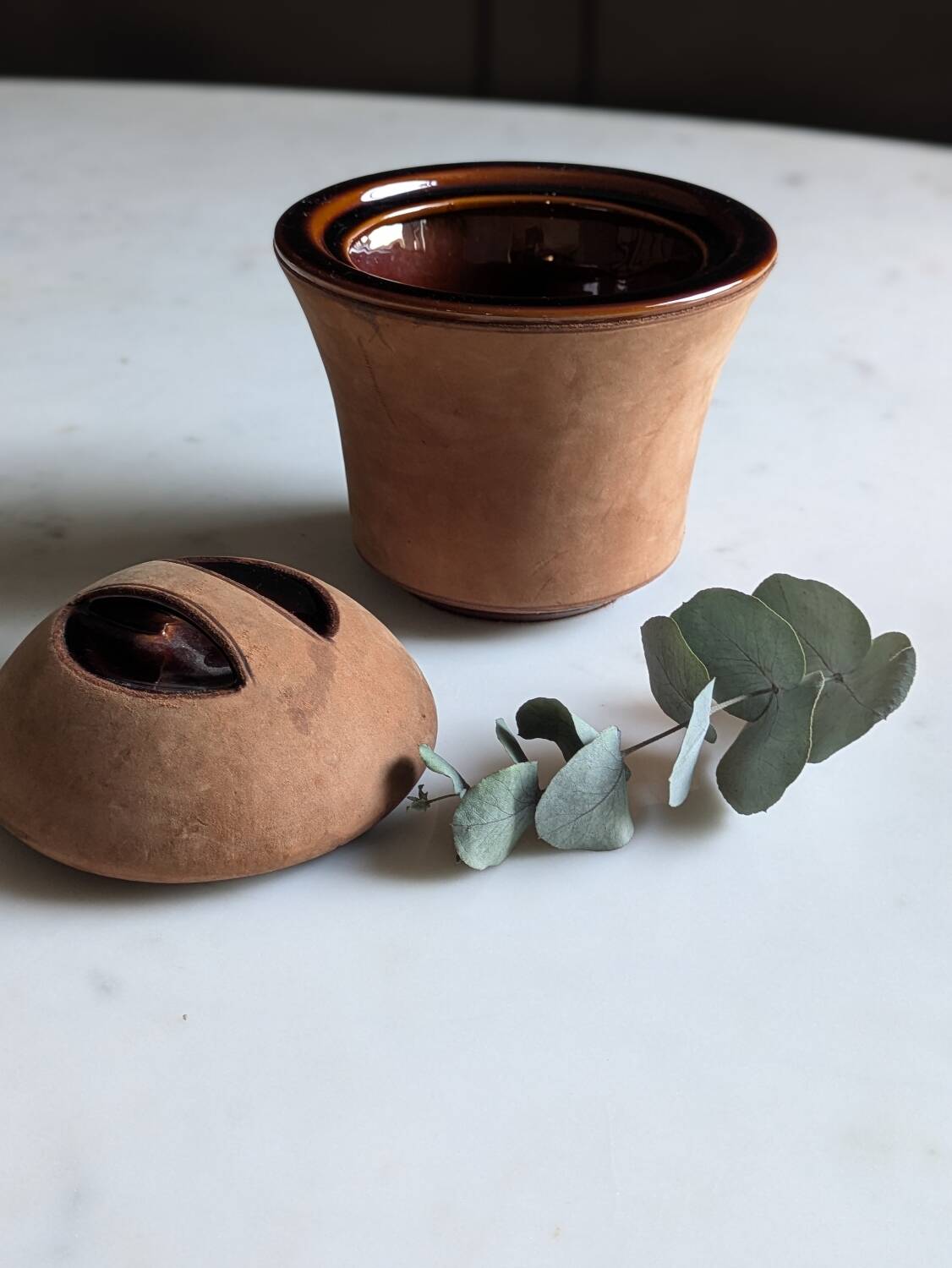 Vintage Longchamp tobacco pot