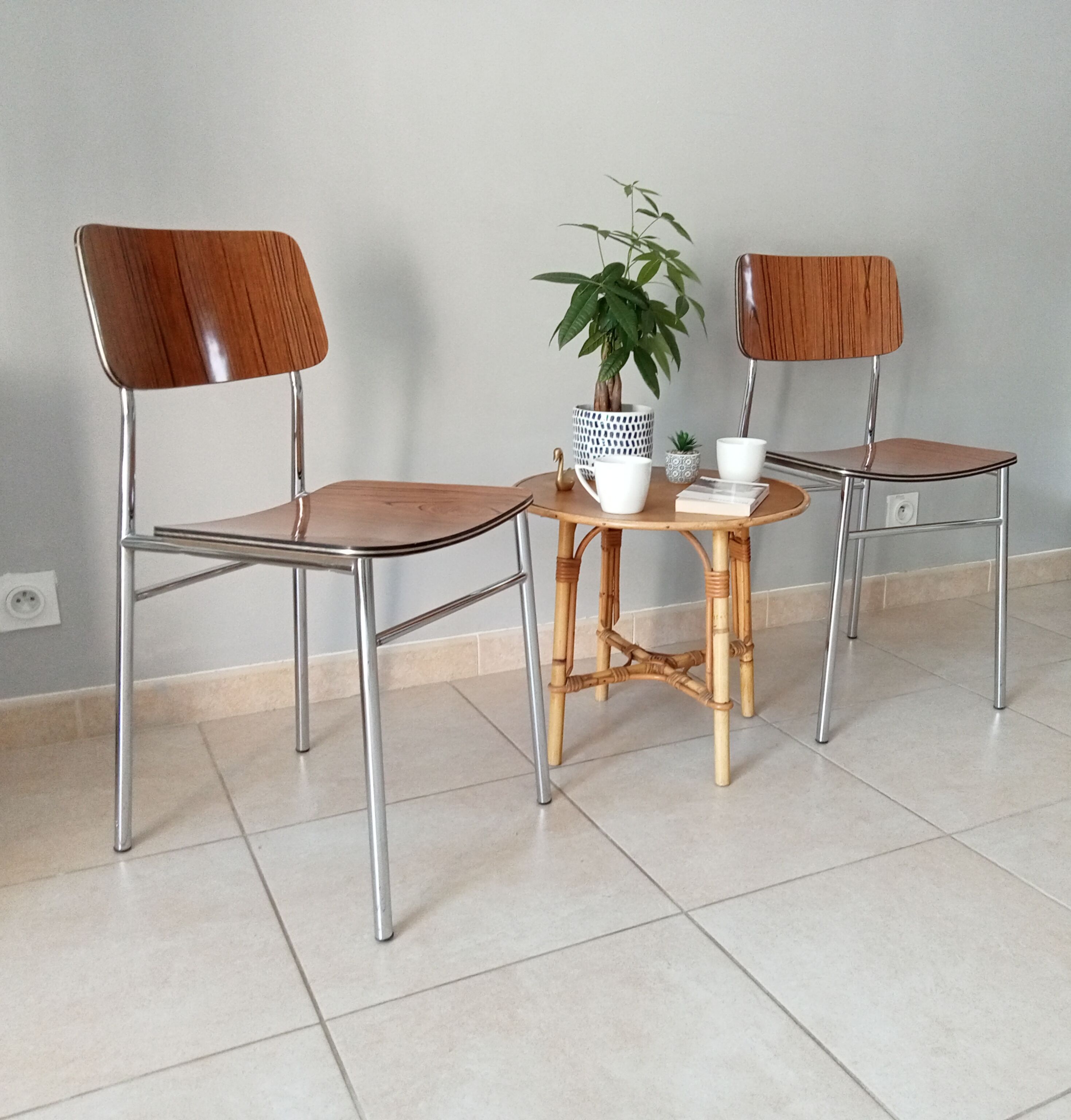 Pair of chairs in formica 60s