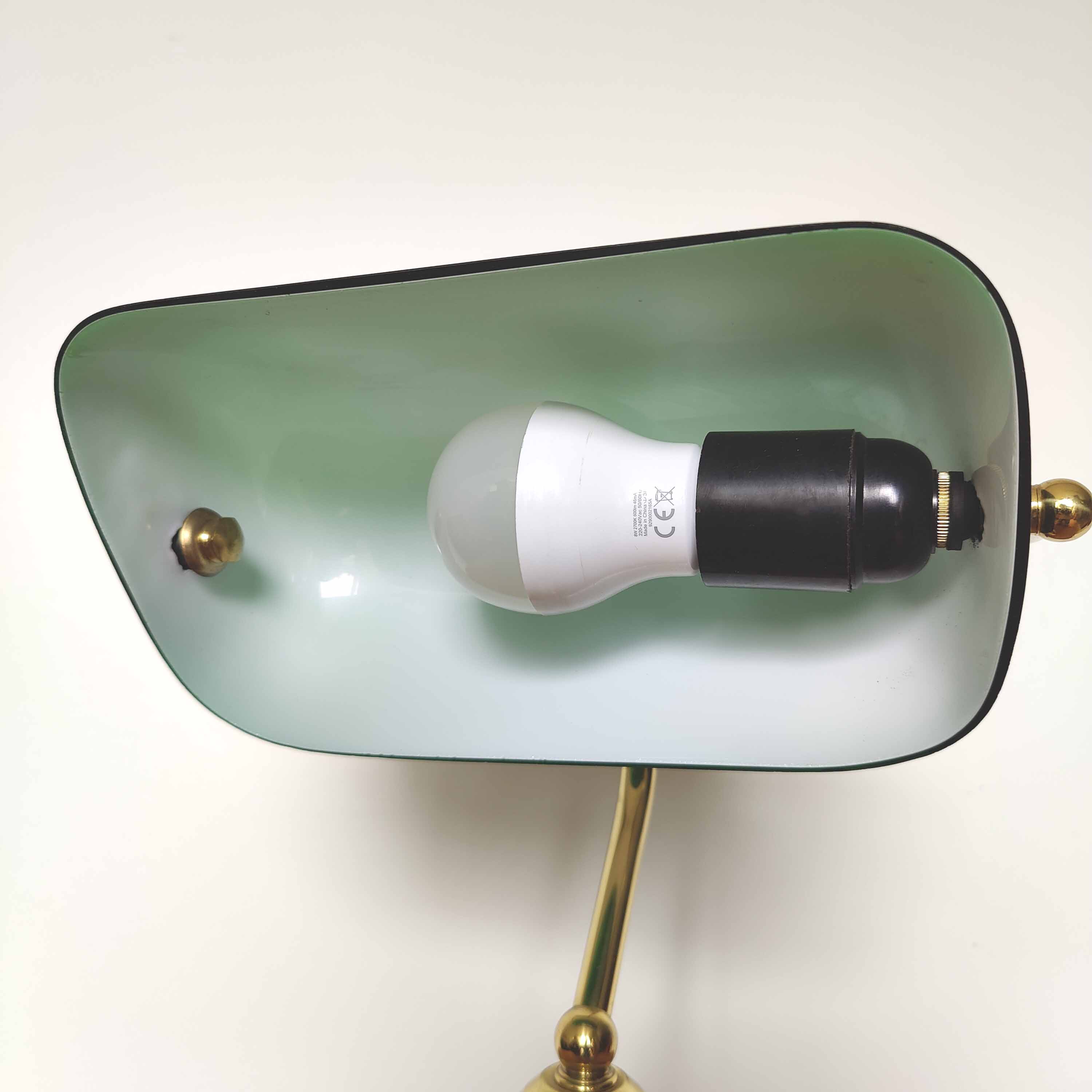 Green opaline banker lamp