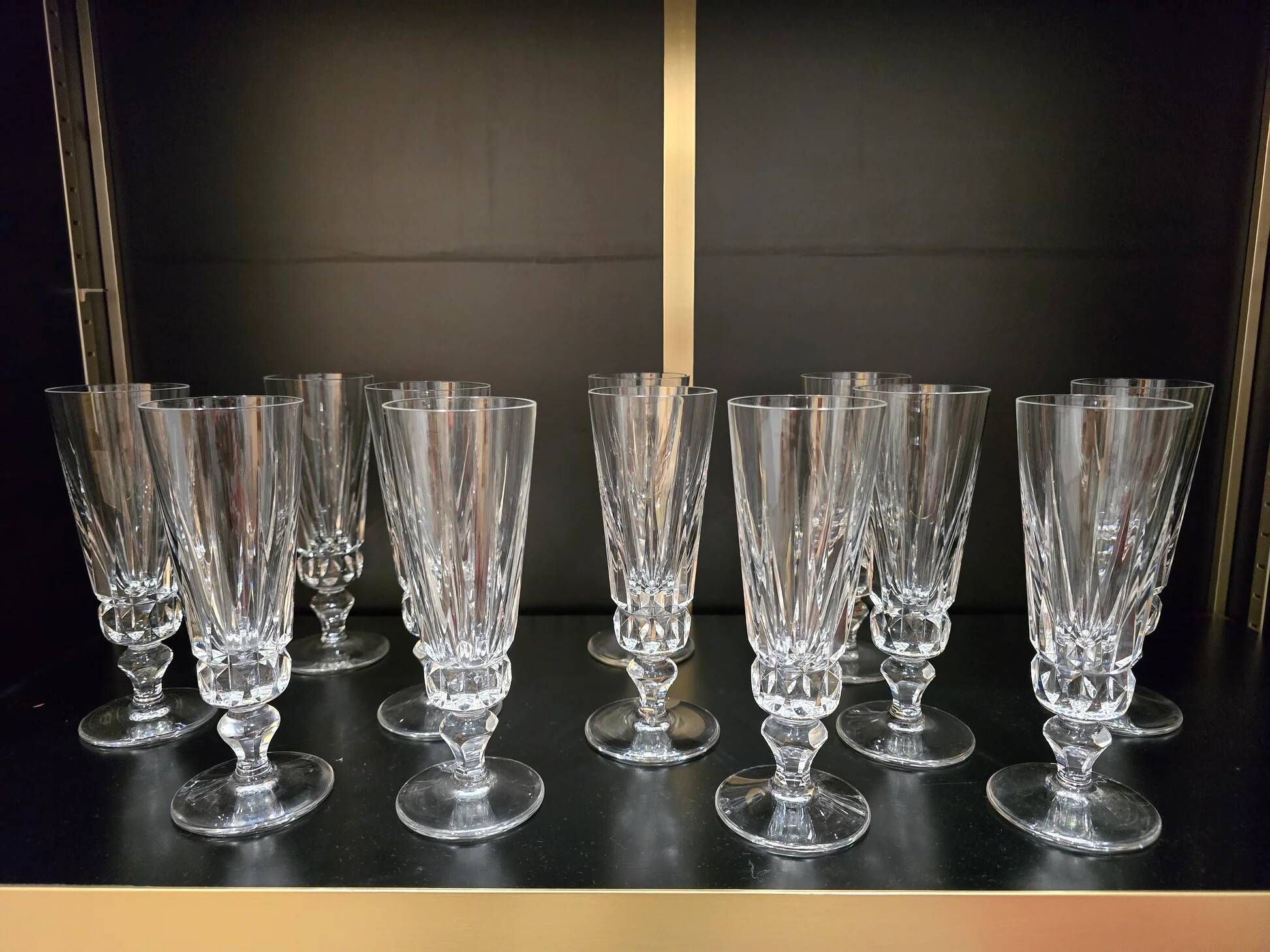 12 Saint-Louis Guernesey model champagne flutes in cut crystal