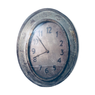 Horloge métal retro