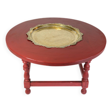 Table basse ronde antique de style chinois avec plateau en laiton intégré datant de 1890
